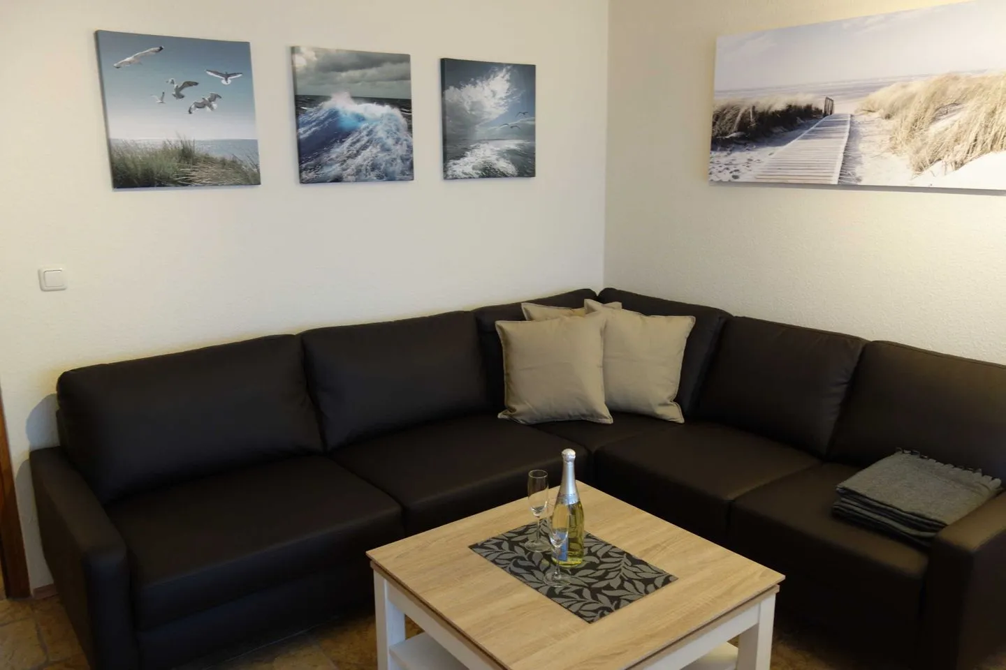 (MEI27a) Ferienwohnung "Ostseetraum" Niendorf - Wohnzimmer