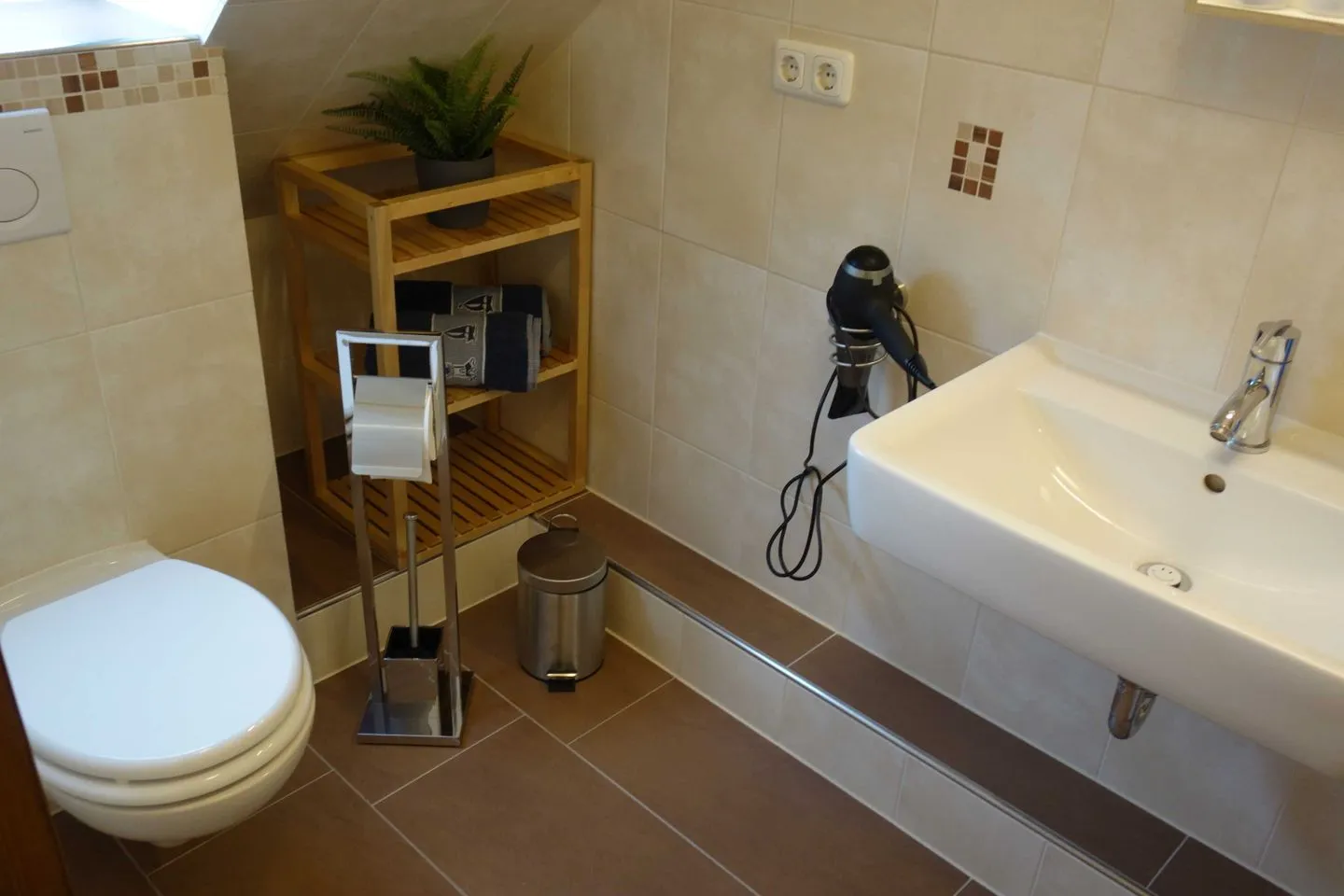(MEI27a) Ferienwohnung "Ostseetraum" Niendorf - Badezimmer