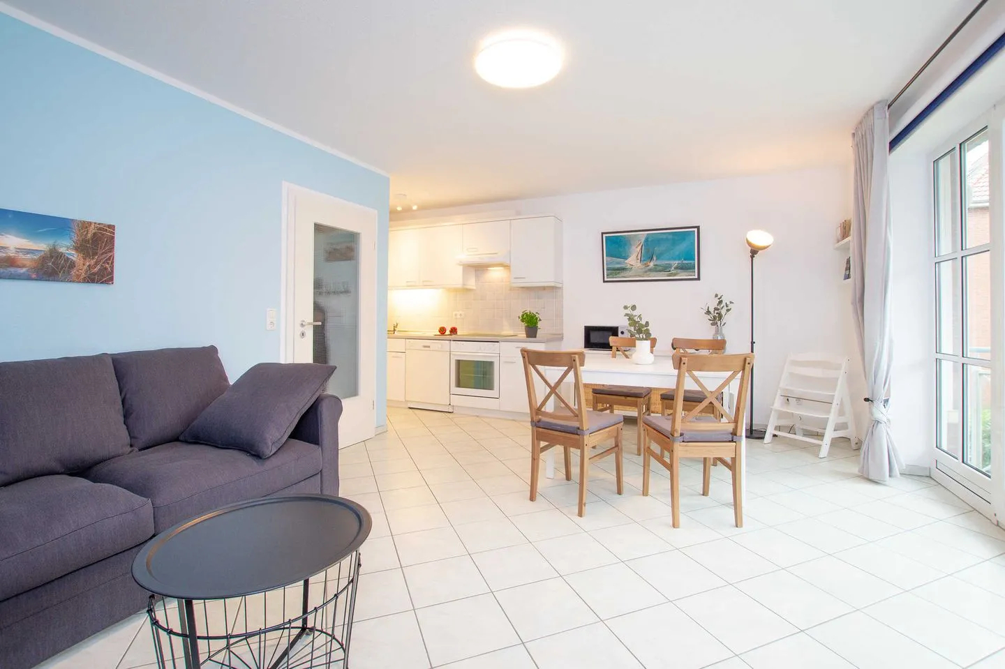 (Ost5a) Ferienwohnung " Weishaupt" Niendorf - Wohnzimmer