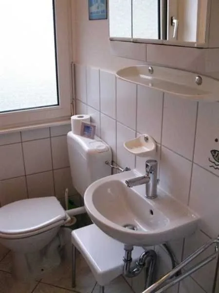 (STR90b) Ferienwohnung "Haus Diana 2" Niendorf - Badezimmer