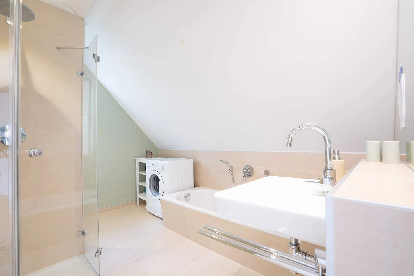 (STR92b) Ferienwohnung "Strandzeit" Niendorf - Badezimmer