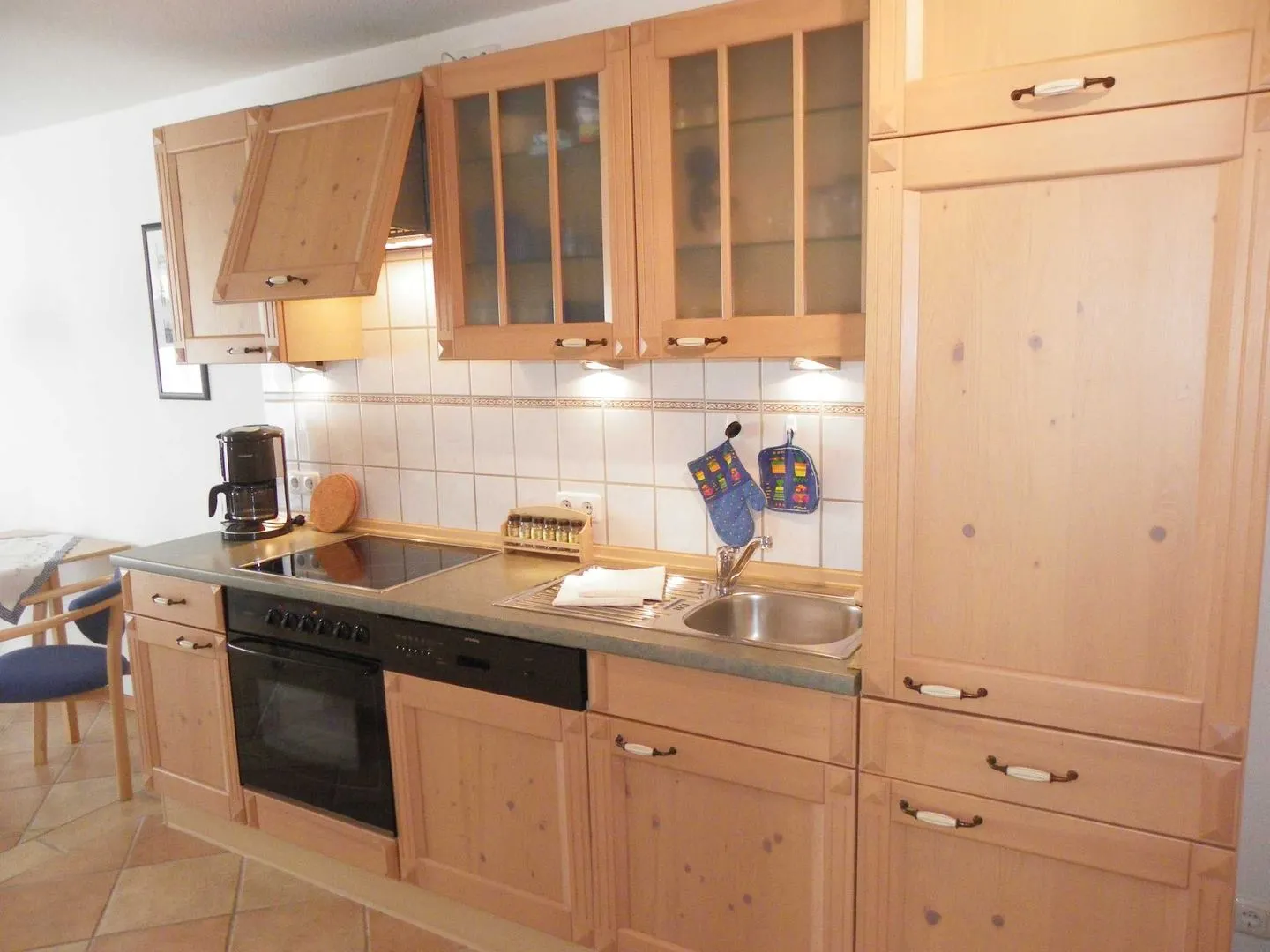 (STR108) Ferienwohnung "Haus Södenwind" Niendorf - Küche / Küchenzeile