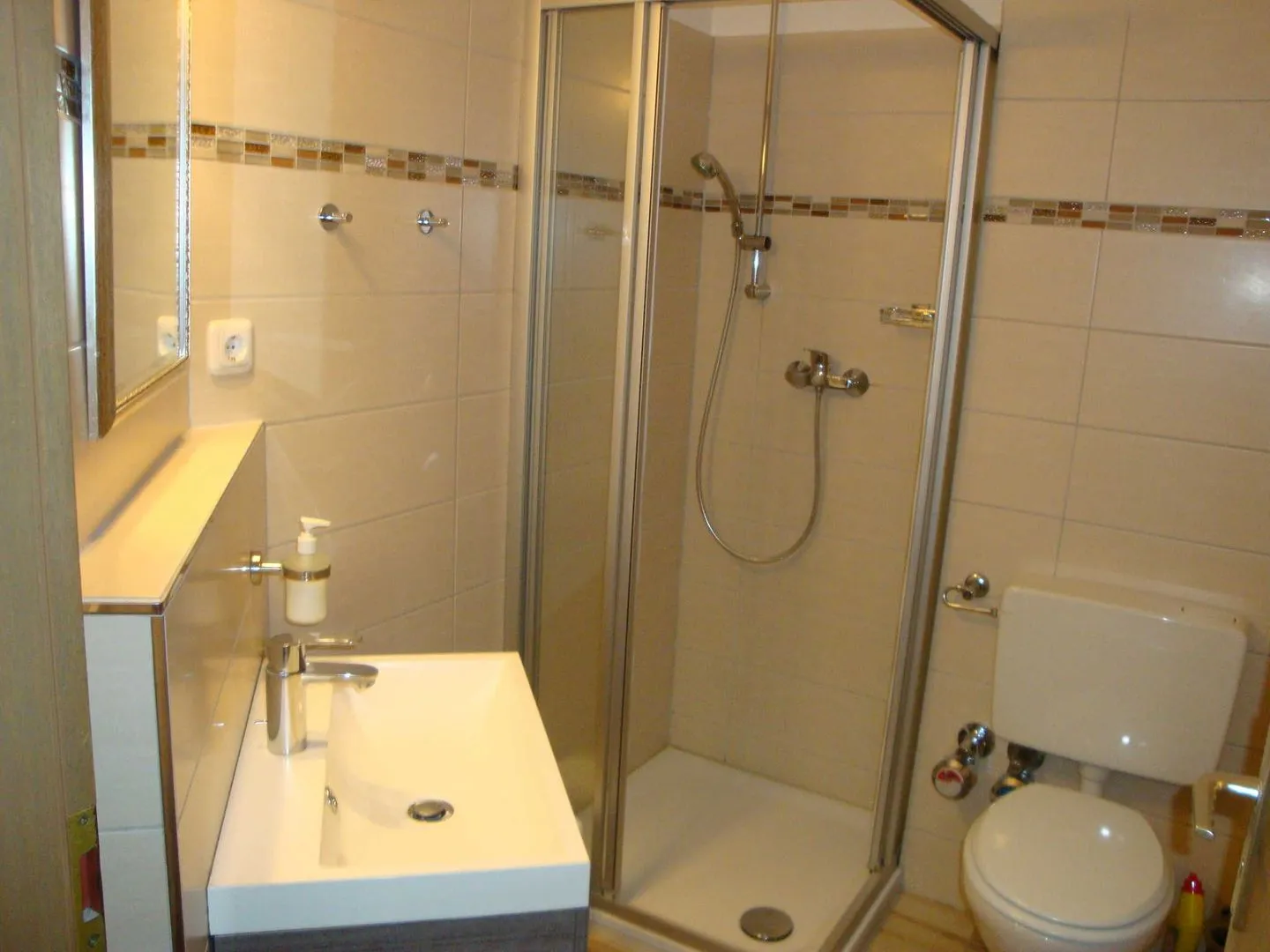 (TRA7b) "Residenz Windrose" App.6 Niendorf - Badezimmer