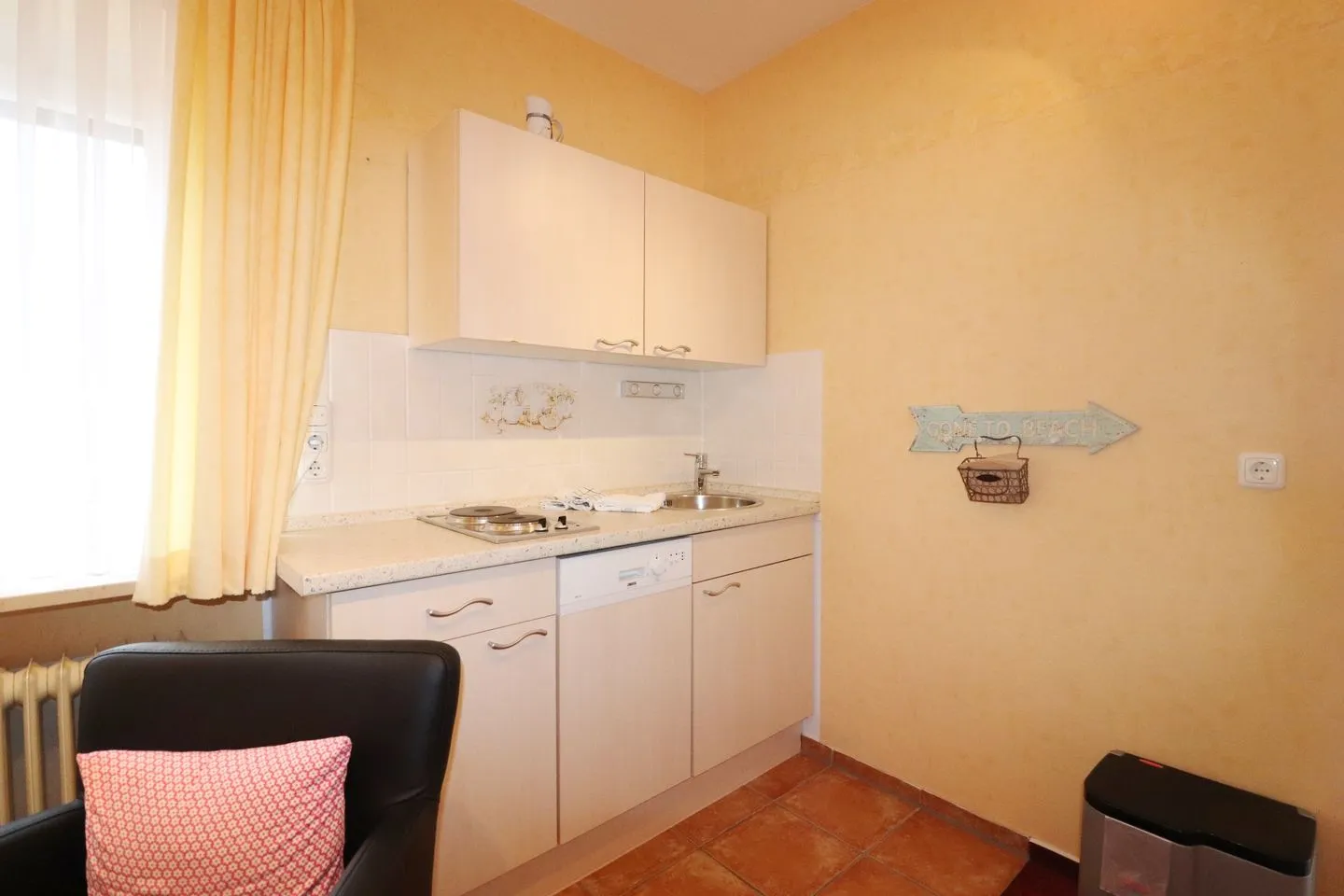 Haus Övern Diek Wohnung 1 a Büsum - Küche / Küchenzeile