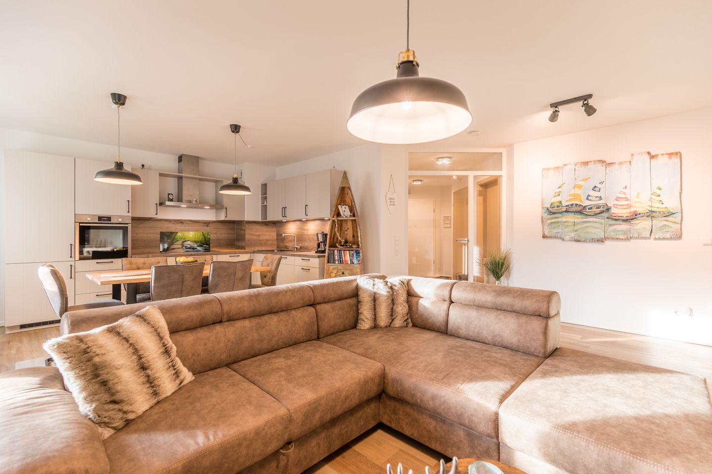 Bahnhofstrasse 9, Appartement One, Küchenzeile