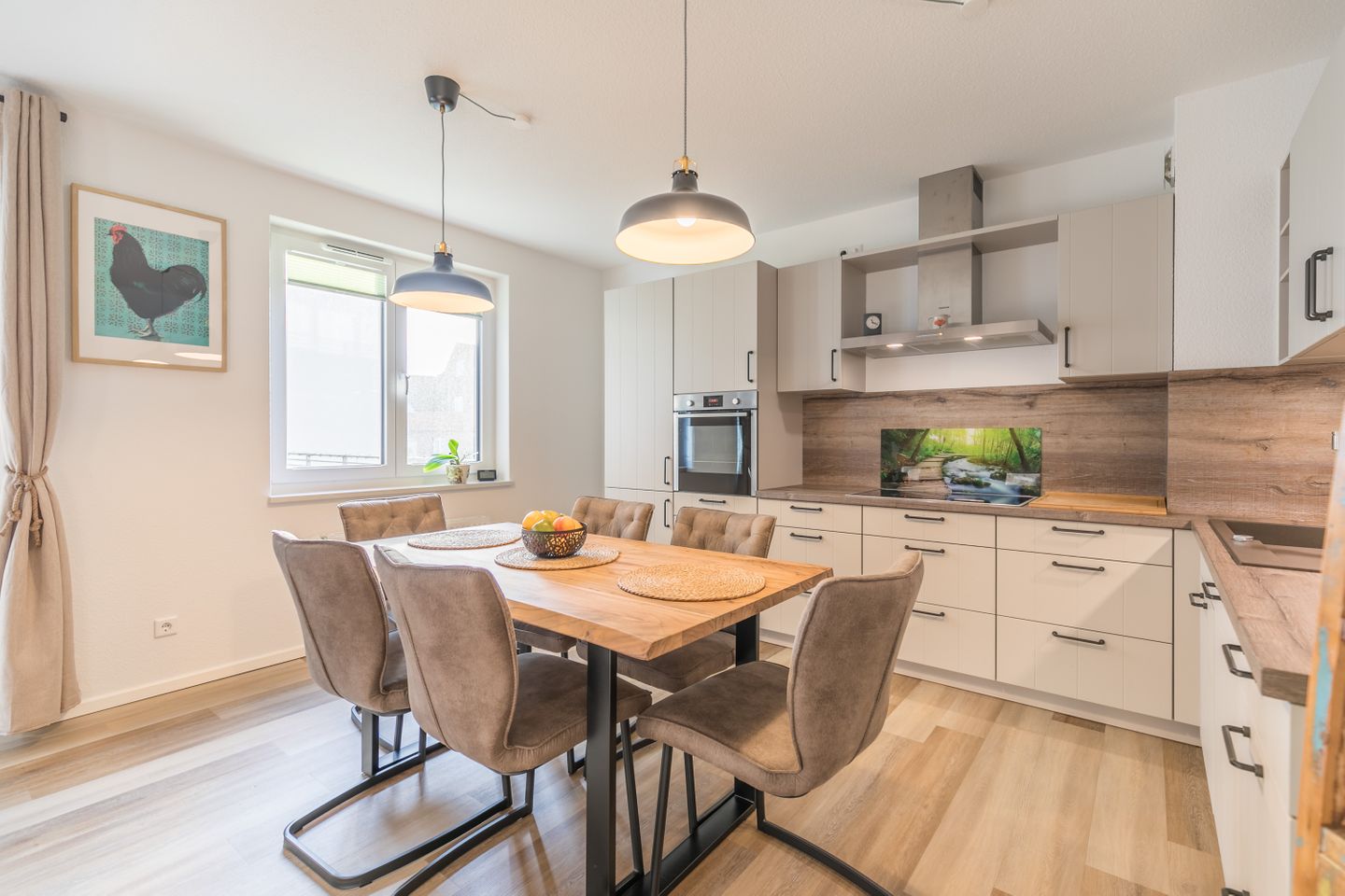 Bahnhofstrasse 9, Appartement One, Essbereich