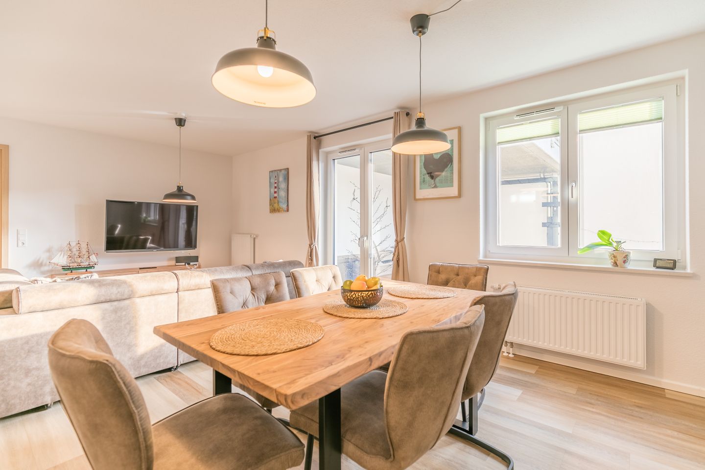 Bahnhofstrasse 9, Appartement One, Essbereich