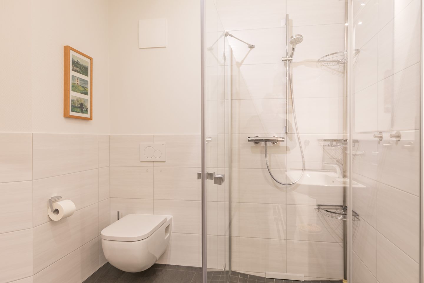 Bahnhofstrasse 9, Appartement One, Duschbad