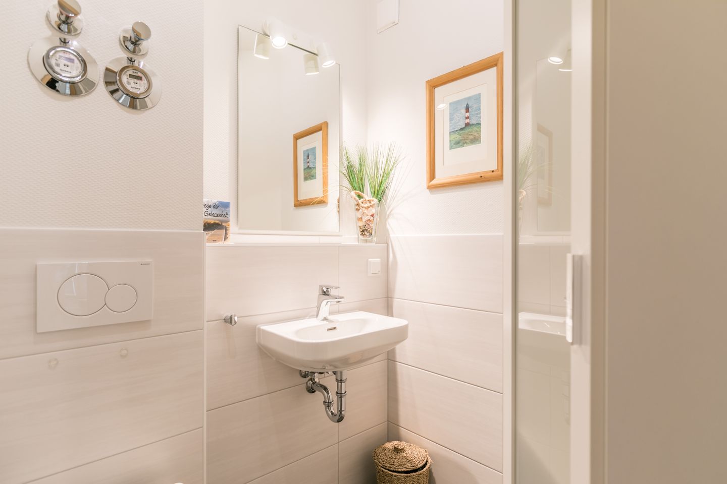 Bahnhofstrasse 9, Appartement One, Gäste WC