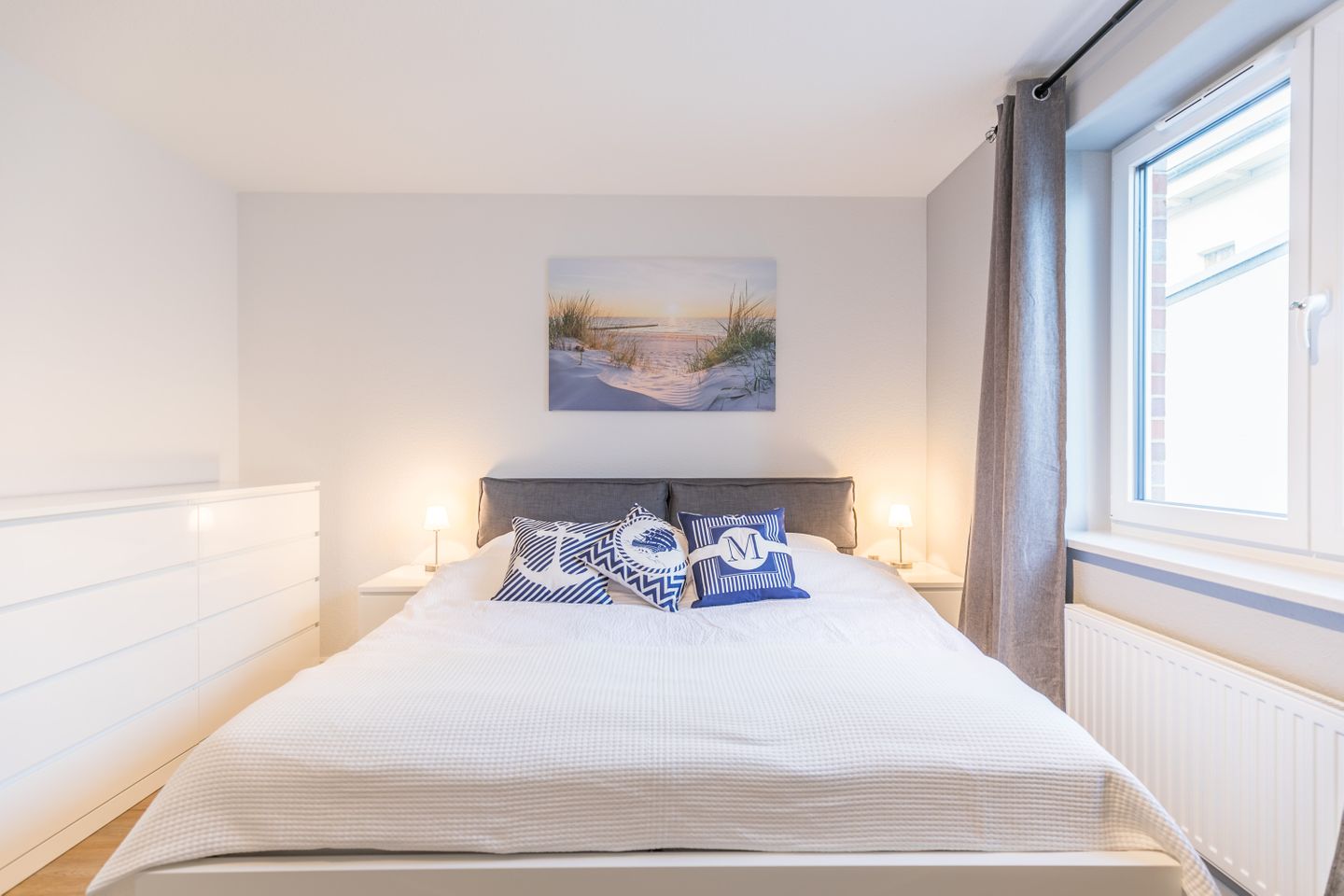 Bahnhofstrasse 9, Appartement One, Schlafzimmer 1