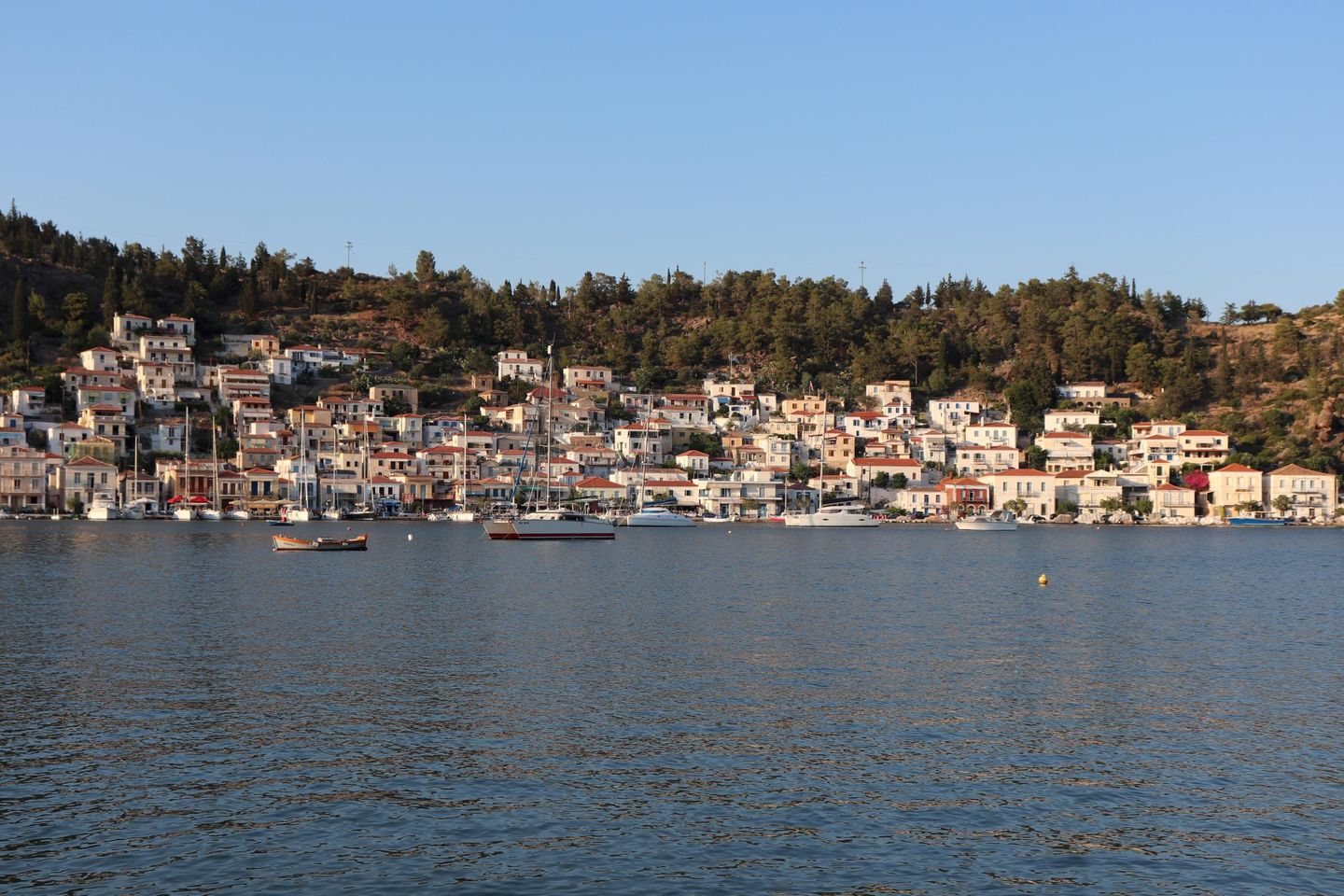 Blick auf die Insel Poros