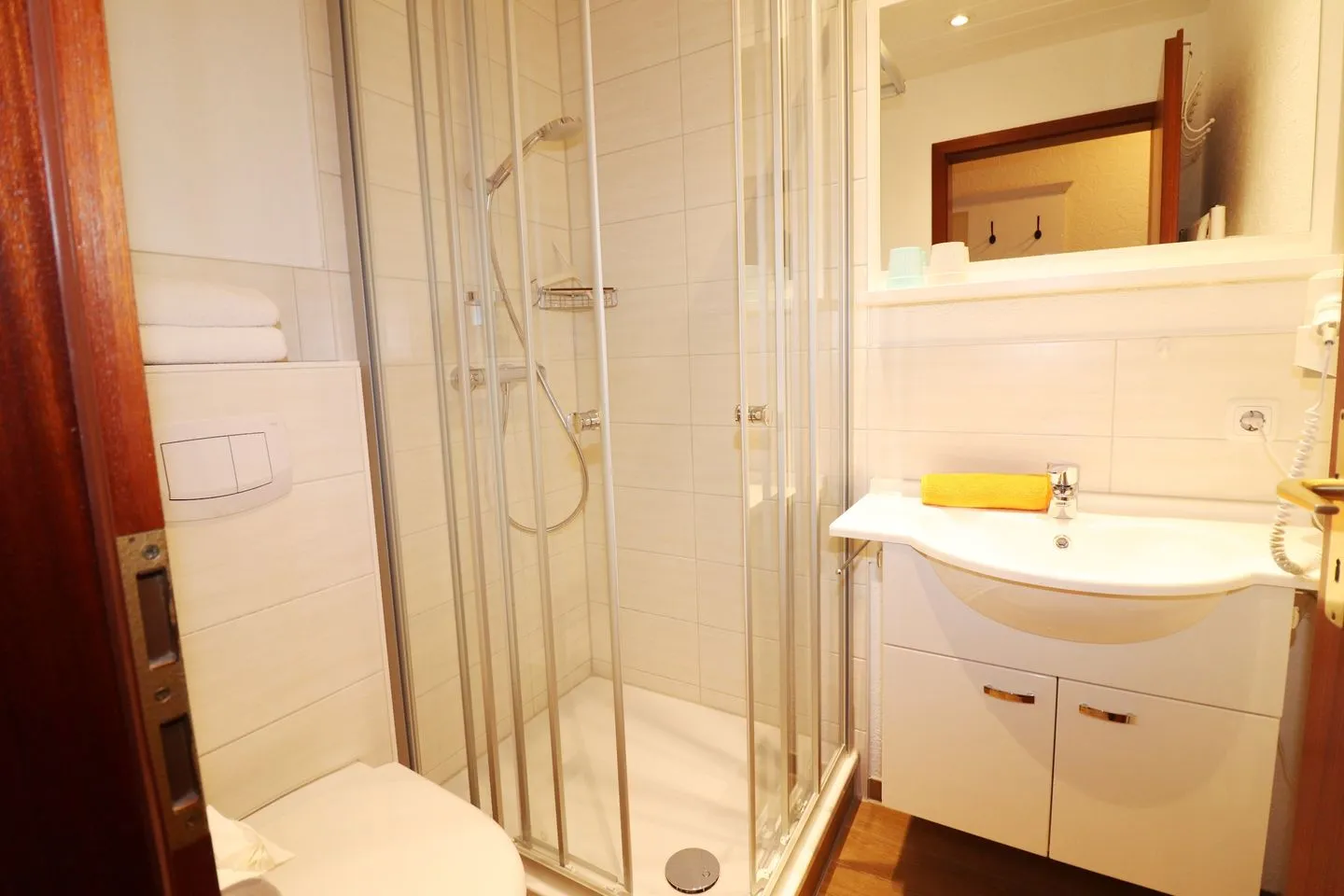 Haus Laura Wohnung 2 Büsum - Badezimmer