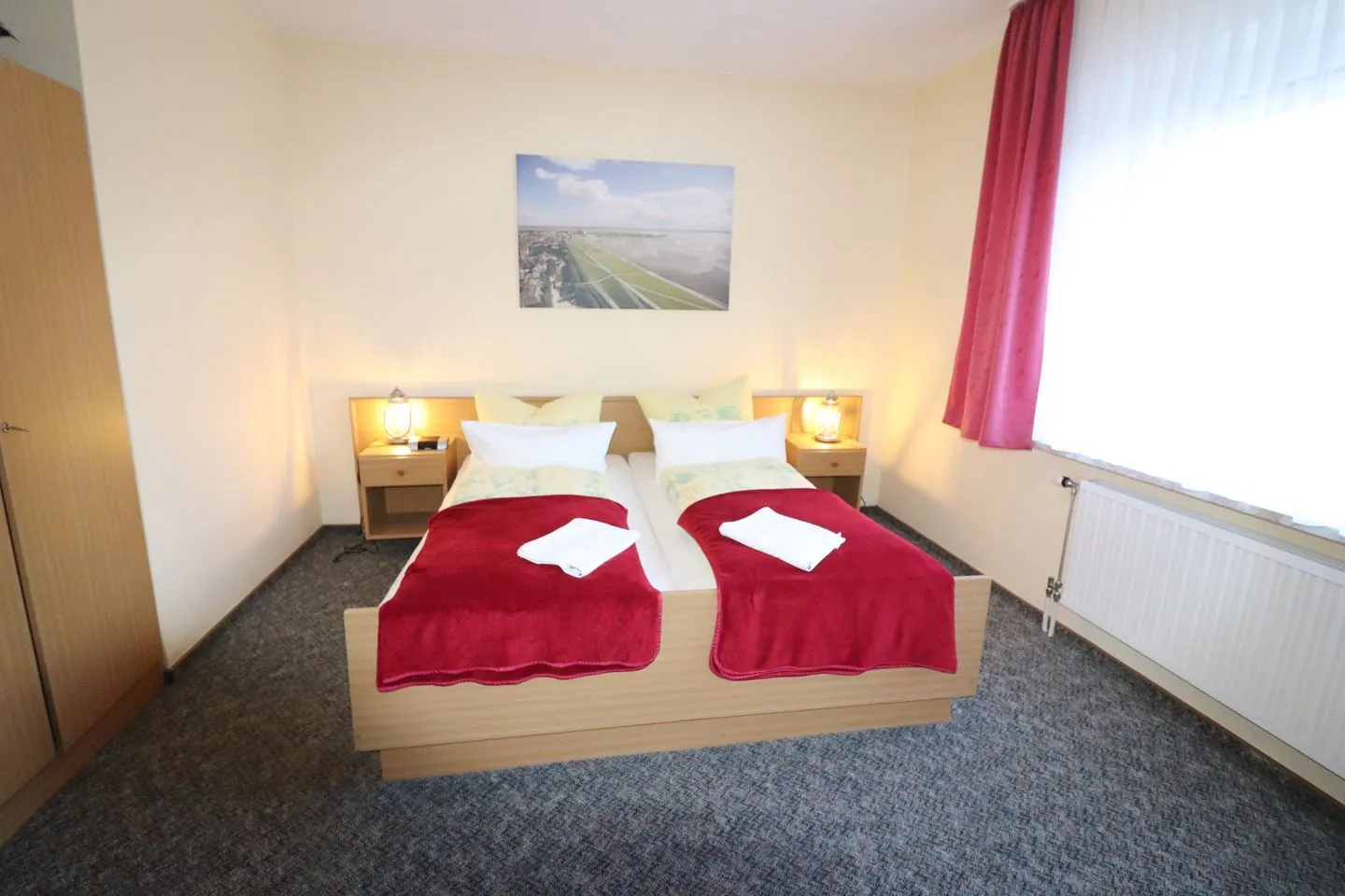 Haus Dithmarschen Wohnung 1 Büsum - Schlafzimmer
