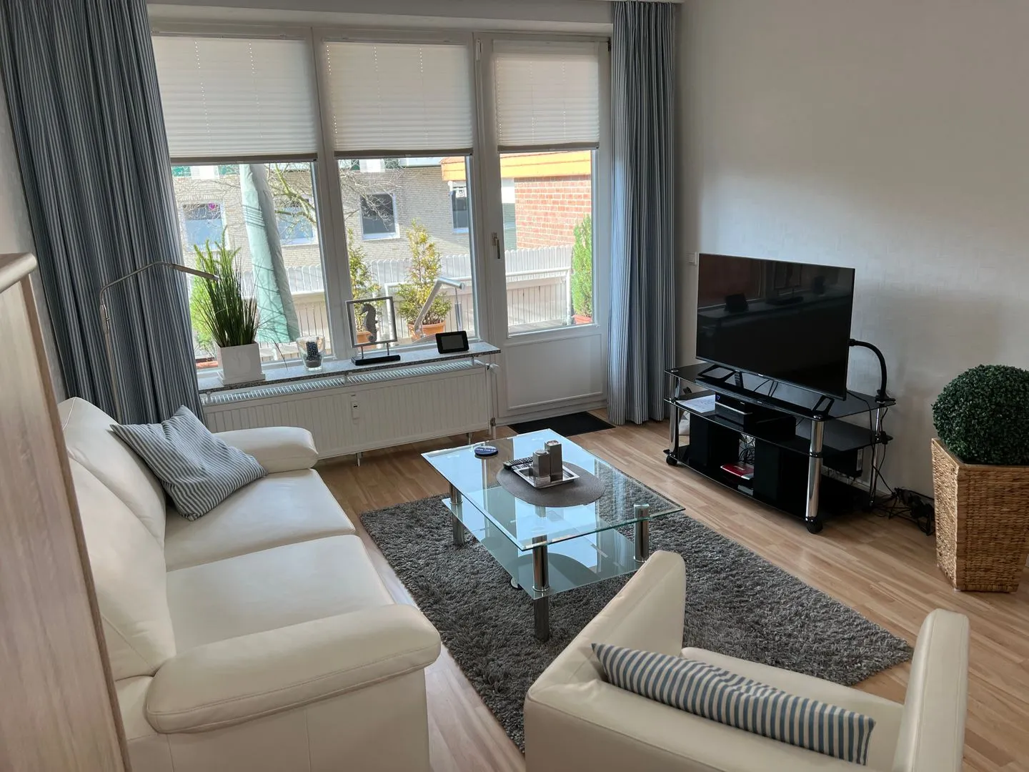 (STR120b) Ferienwohnung "Ostsee-Residenz -App.11" F**** Niendorf - Wohnzimmer