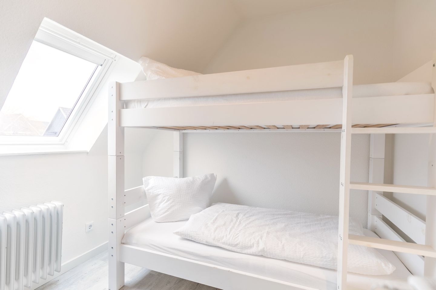 Deichlodge, Lodge.drei, Schlafzimmer 2 mit Etagenbett