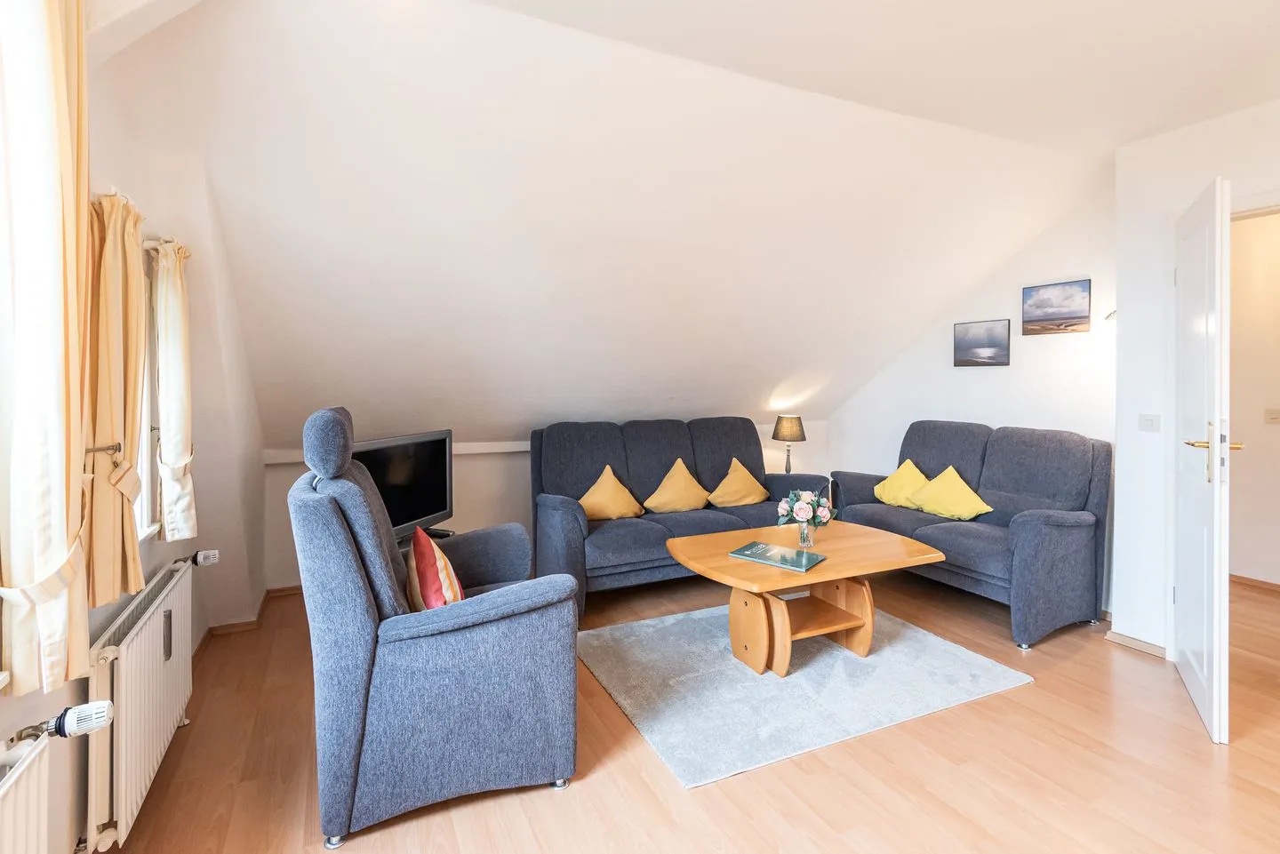 Haus Decker, App. 3 Wenningstedt - Wohnzimmer