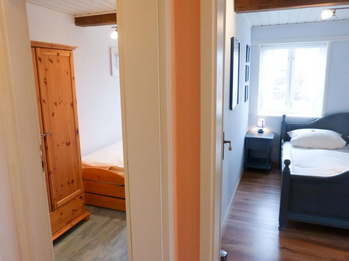 Hüs Sanskiin Ferienwohnung *Brombelbei* Süddorf auf Amrum - Schlafzimmer in der Ferienwohnun Brombelbei in Süddorf auf Amrum