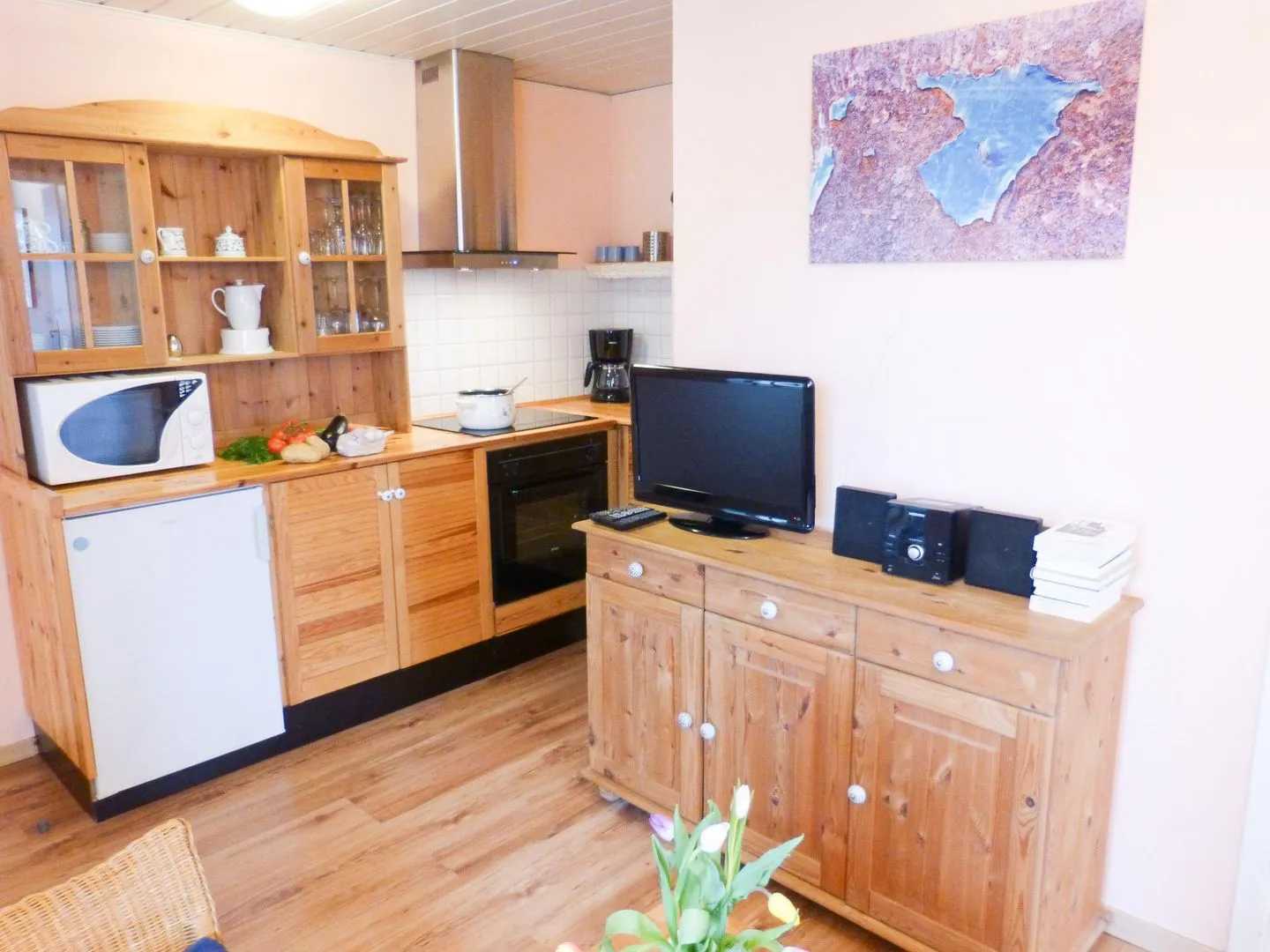 Hüs Sanskiin Ferienwohnung *Brombelbei* Süddorf auf Amrum - Küche in der Ferienwohnun Brombelbei in Süddorf auf Amrum