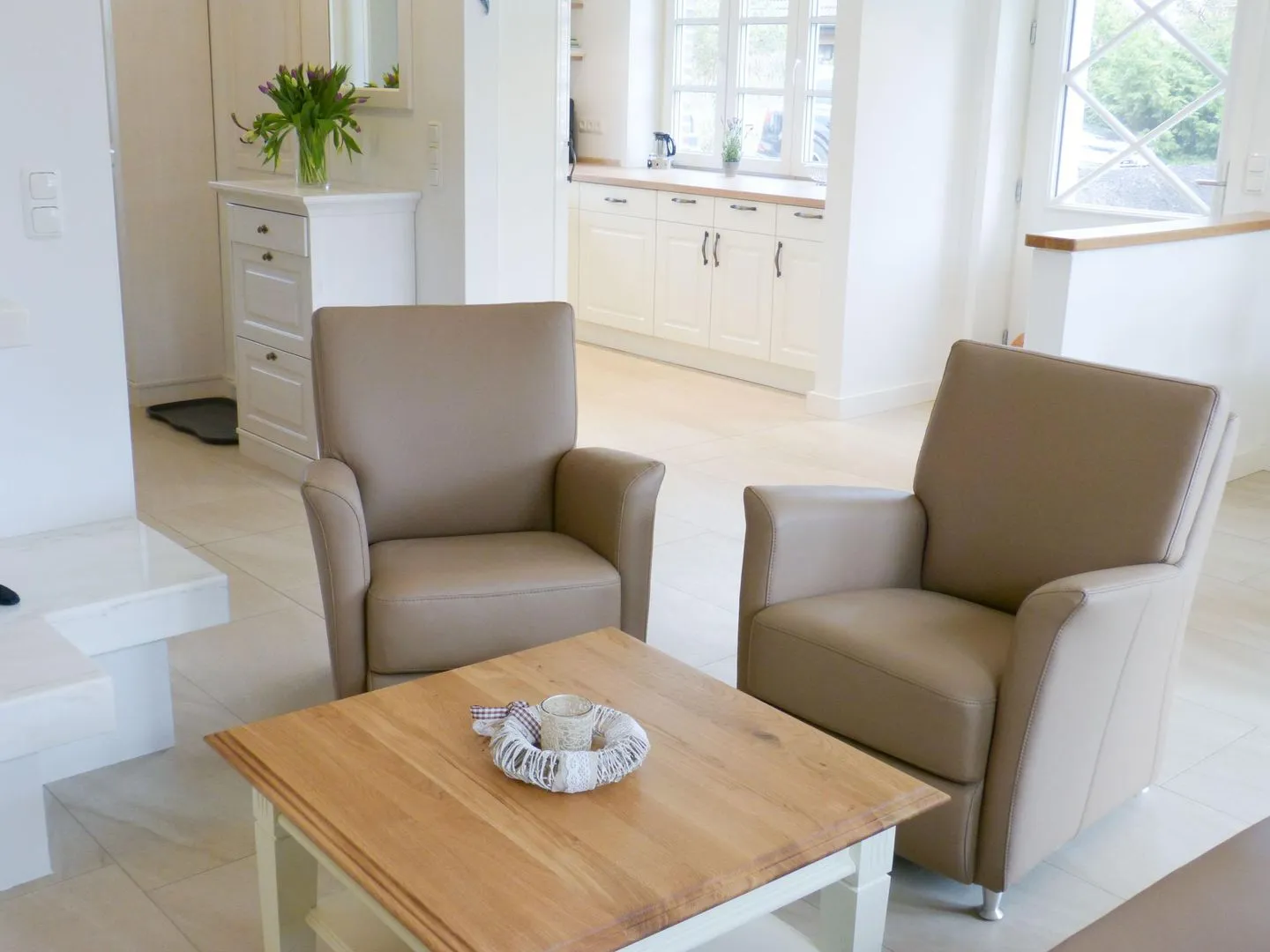 Heidehüs Friesenhaushälfte *Seepferdchen* Süddorf auf Amrum - Sessel in der Ferienwohnung Seepferdchen in Süddorf auf Amrum