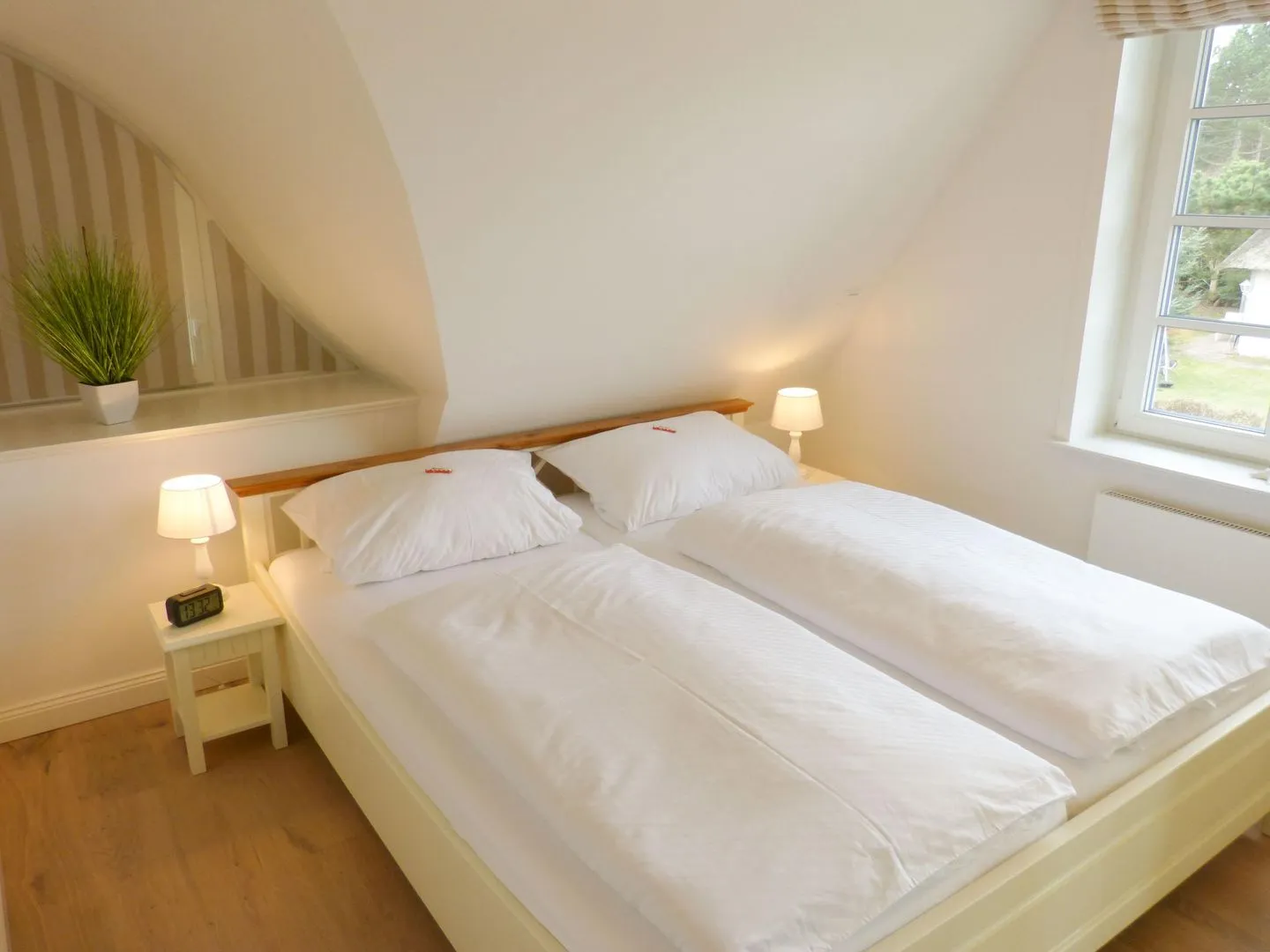 Heidehüs Friesenhaushälfte *Seestern* Süddorf auf Amrum -