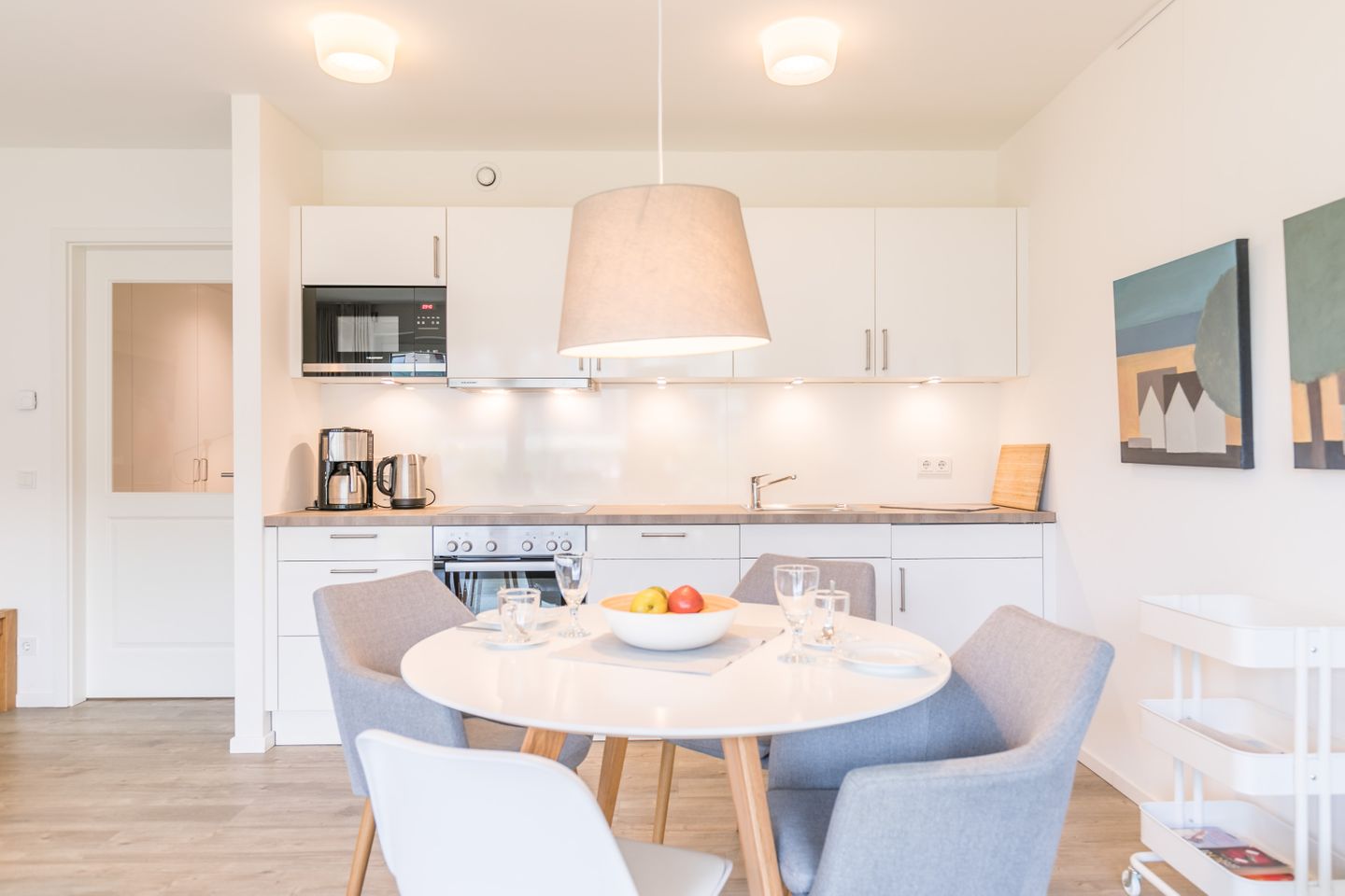 Haus Strandläufer, Whg. 0.4 Küchenzeile