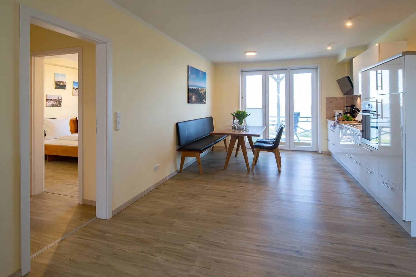 Haus *Weiße Düne* Ferienwohnung *Weiße Düne 5* Wittdün auf Amrum - Küche / Küchenzeile