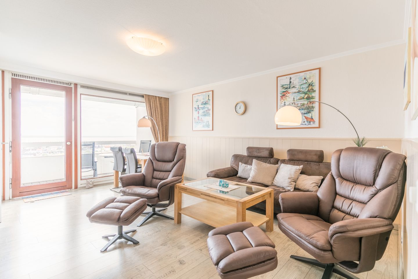 Hochhaus, Whg. Laskowski / 21. OG, Wohnzimmer