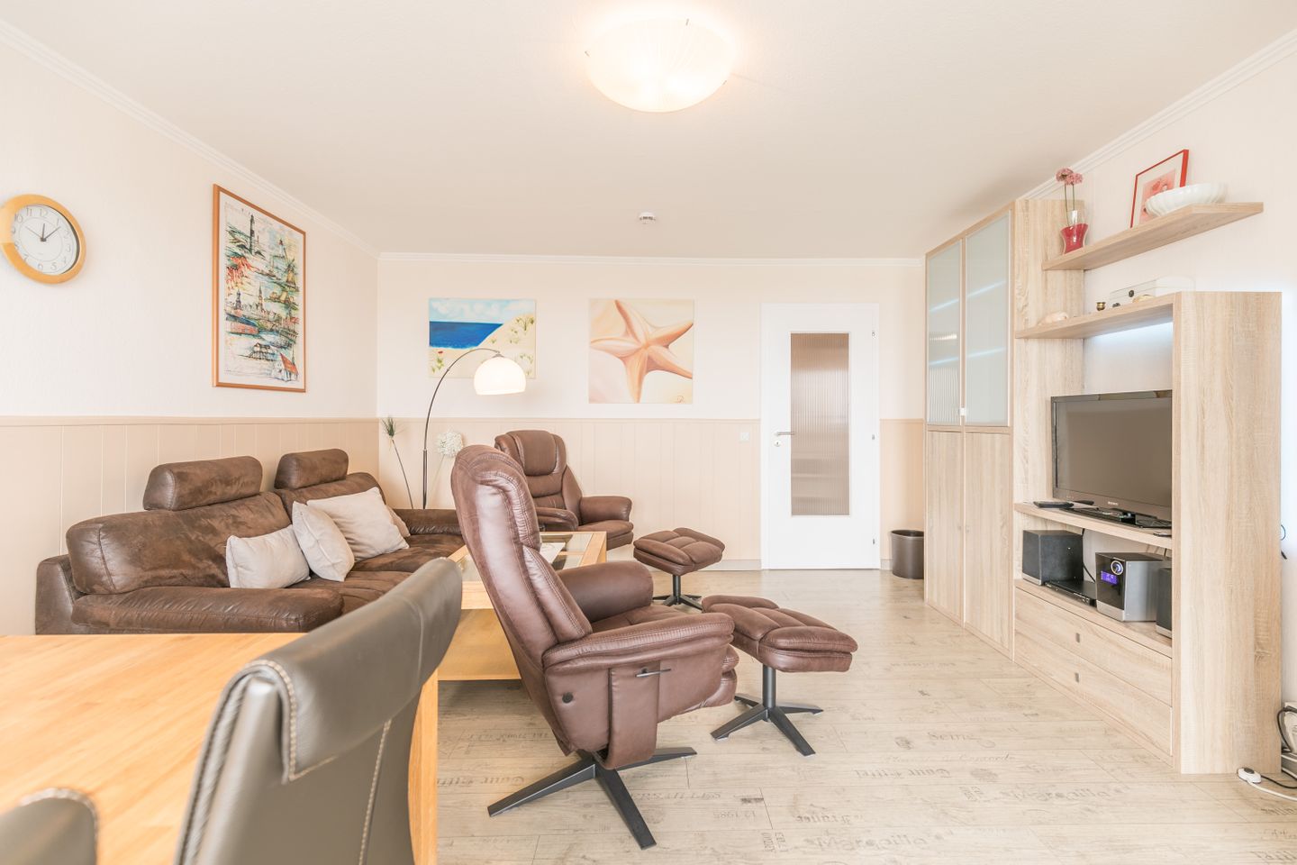 Hochhaus, Whg. Laskowski / 21. OG, Wohnzimmer