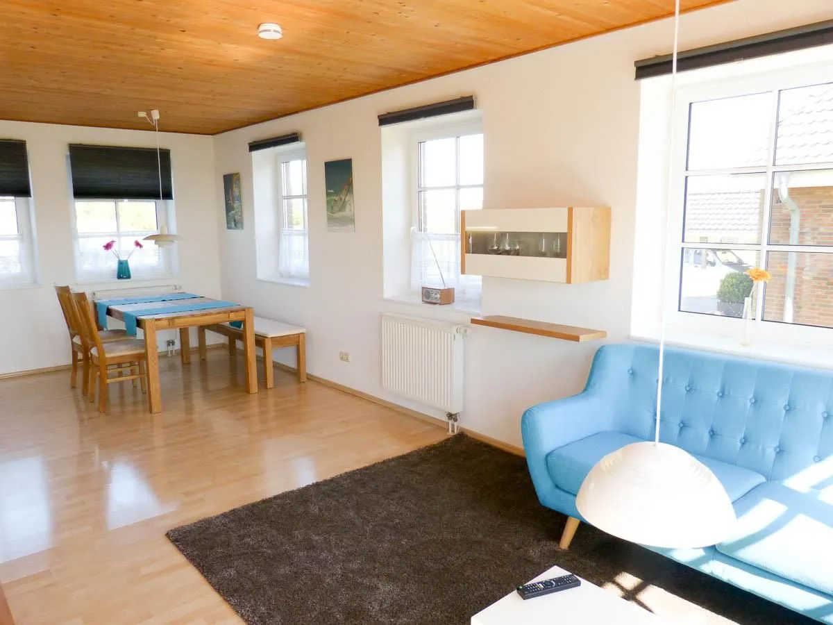 Haus Nordlicht Ferienwohnung *At Nuurdlacht* Nebel auf Amrum - Essbereich in der Ferienwohnung At Nuurdlacht in Nebel auf Amrum