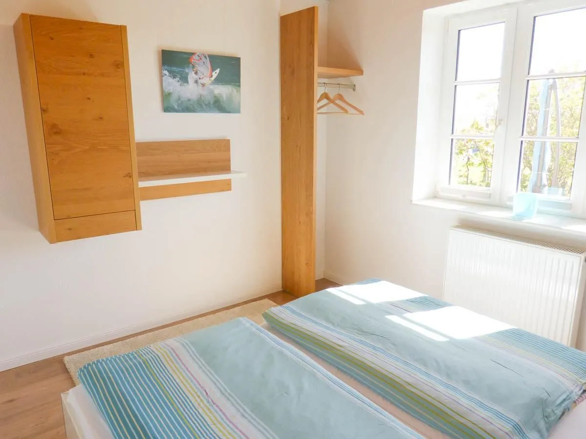 Haus Nordlicht Ferienwohnung *At Nuurdlacht* Nebel auf Amrum - Schlafzimmer in der Ferienwohnung At Nuurdlacht in Nebel auf Amrum