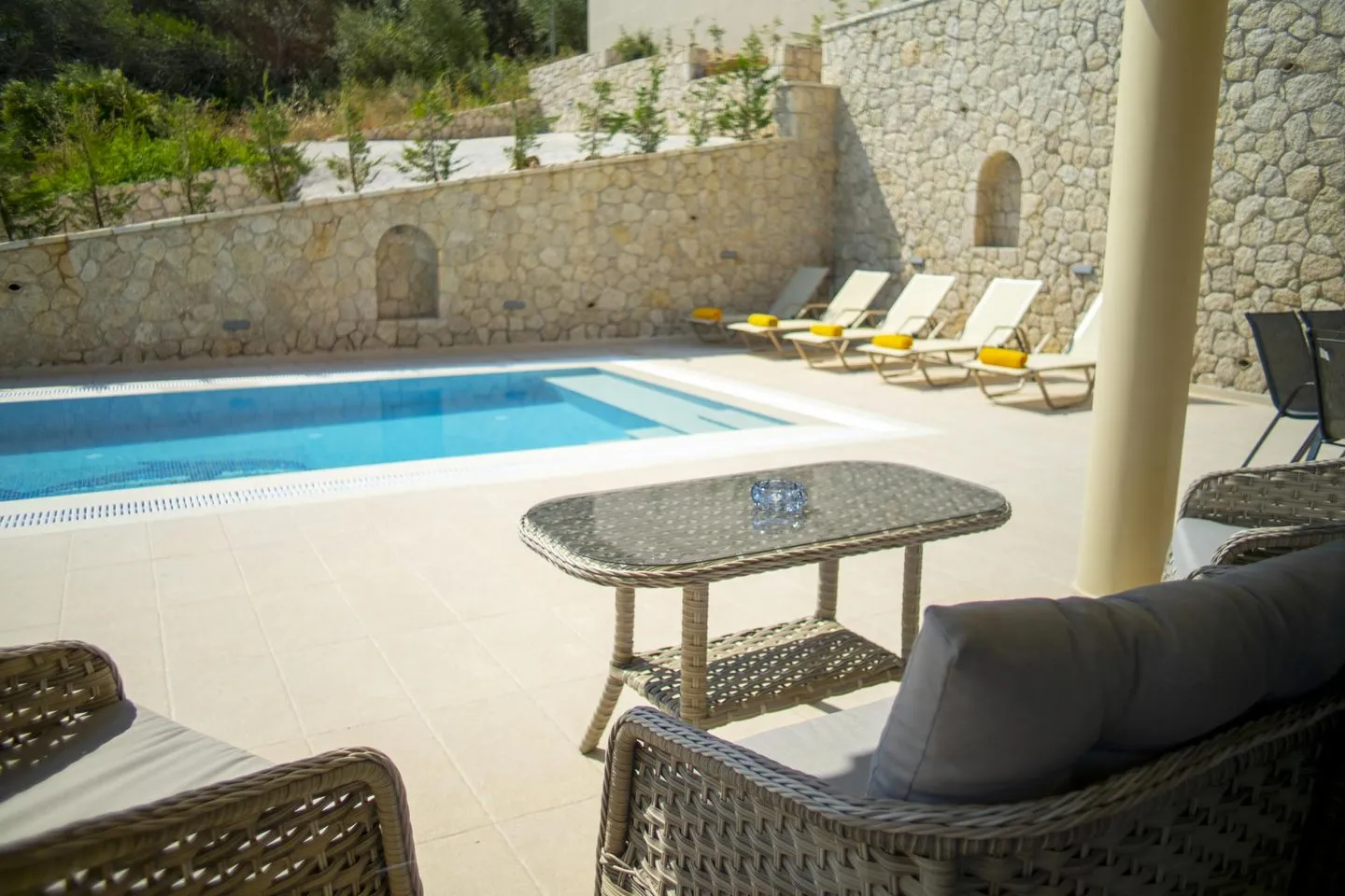  Villa Korfiatissa Aghios Mattaios - Pool view