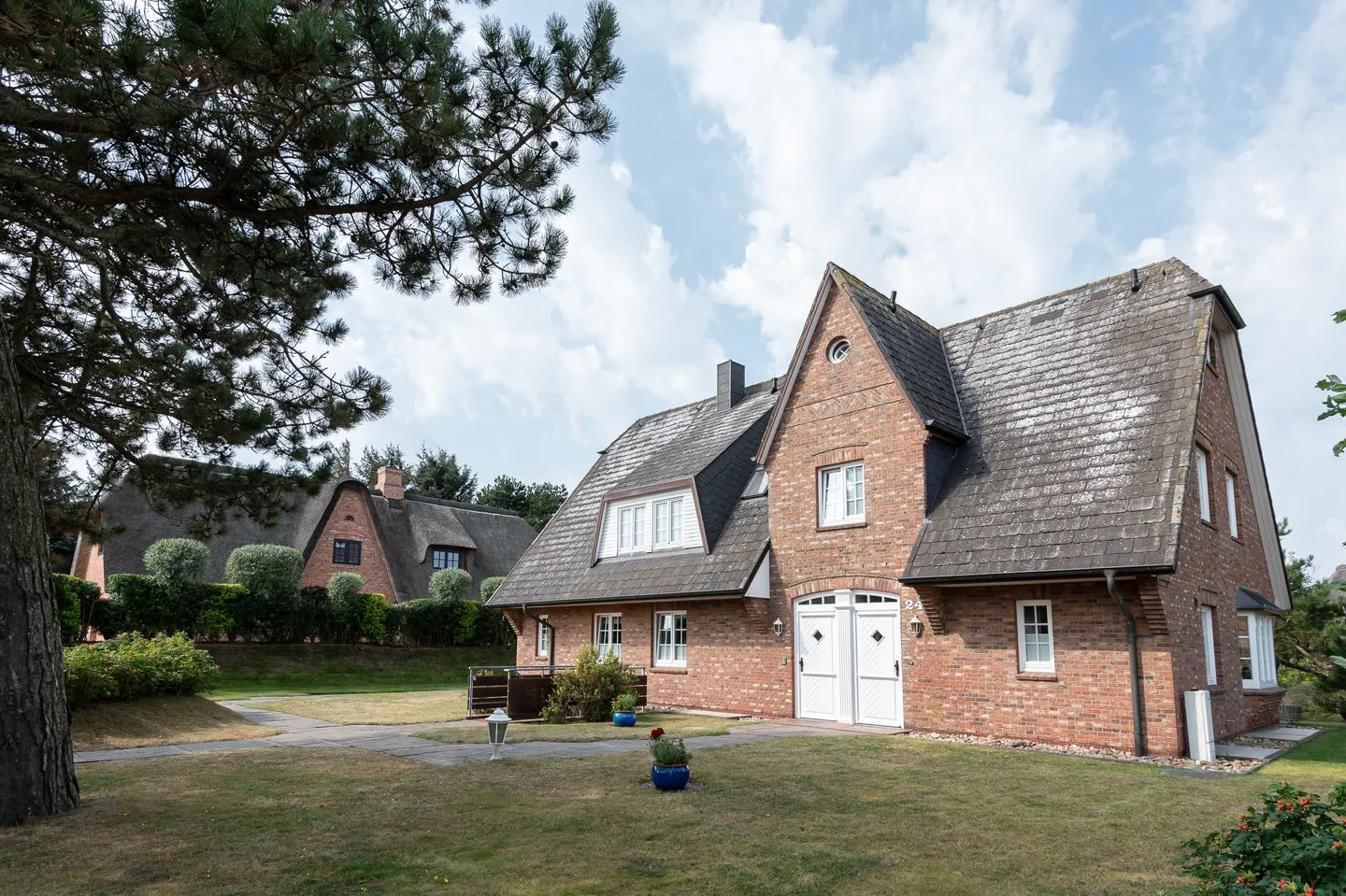 Kööven Hues Wenningstedt - Fassade / Eingang