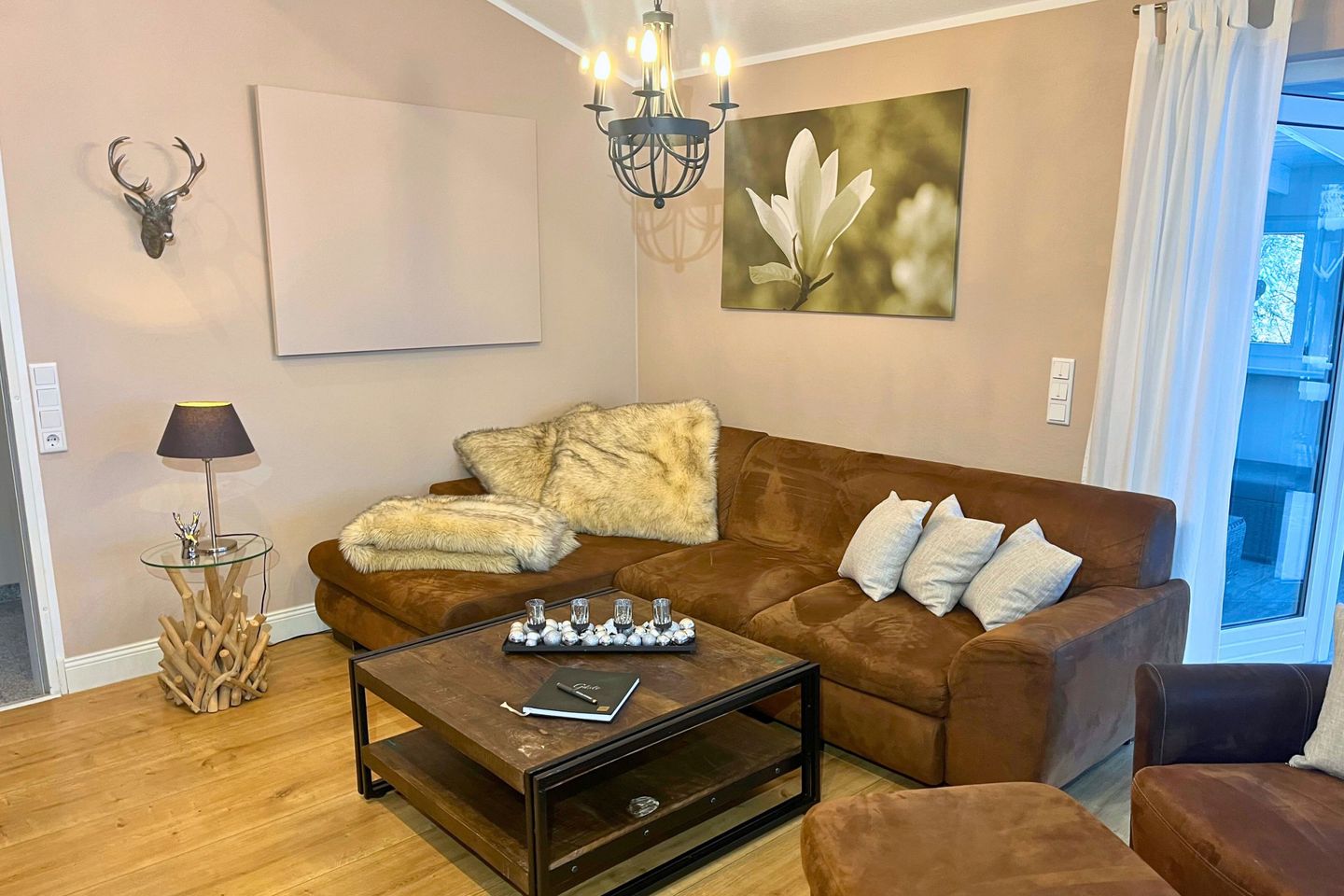  Geräumiges Ferienhaus mit Sauna, Glasfaser und herrlichem Blick in die Berge Hochsauerland - 