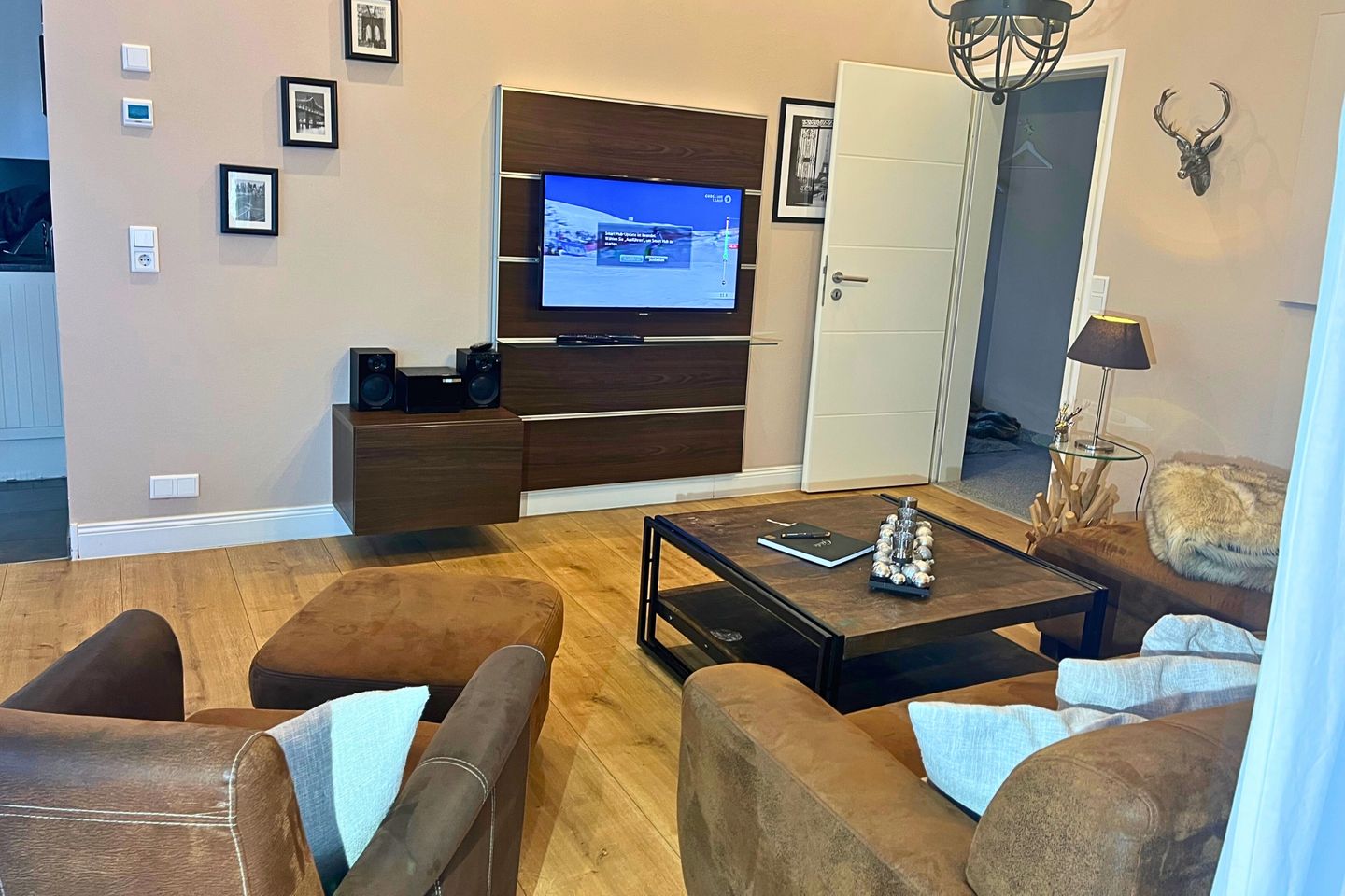  Geräumiges Ferienhaus mit Sauna, Glasfaser und herrlichem Blick in die Berge Hochsauerland - 