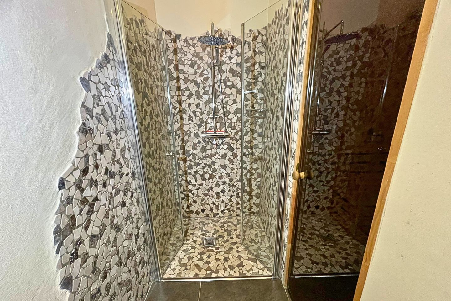  Geräumiges Ferienhaus mit Sauna, Glasfaser und herrlichem Blick in die Berge Hochsauerland - 