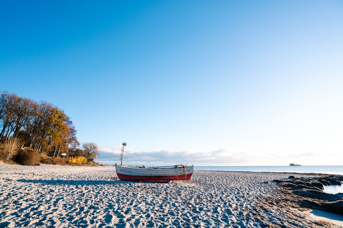 Boot auf Strand Sierksdorf