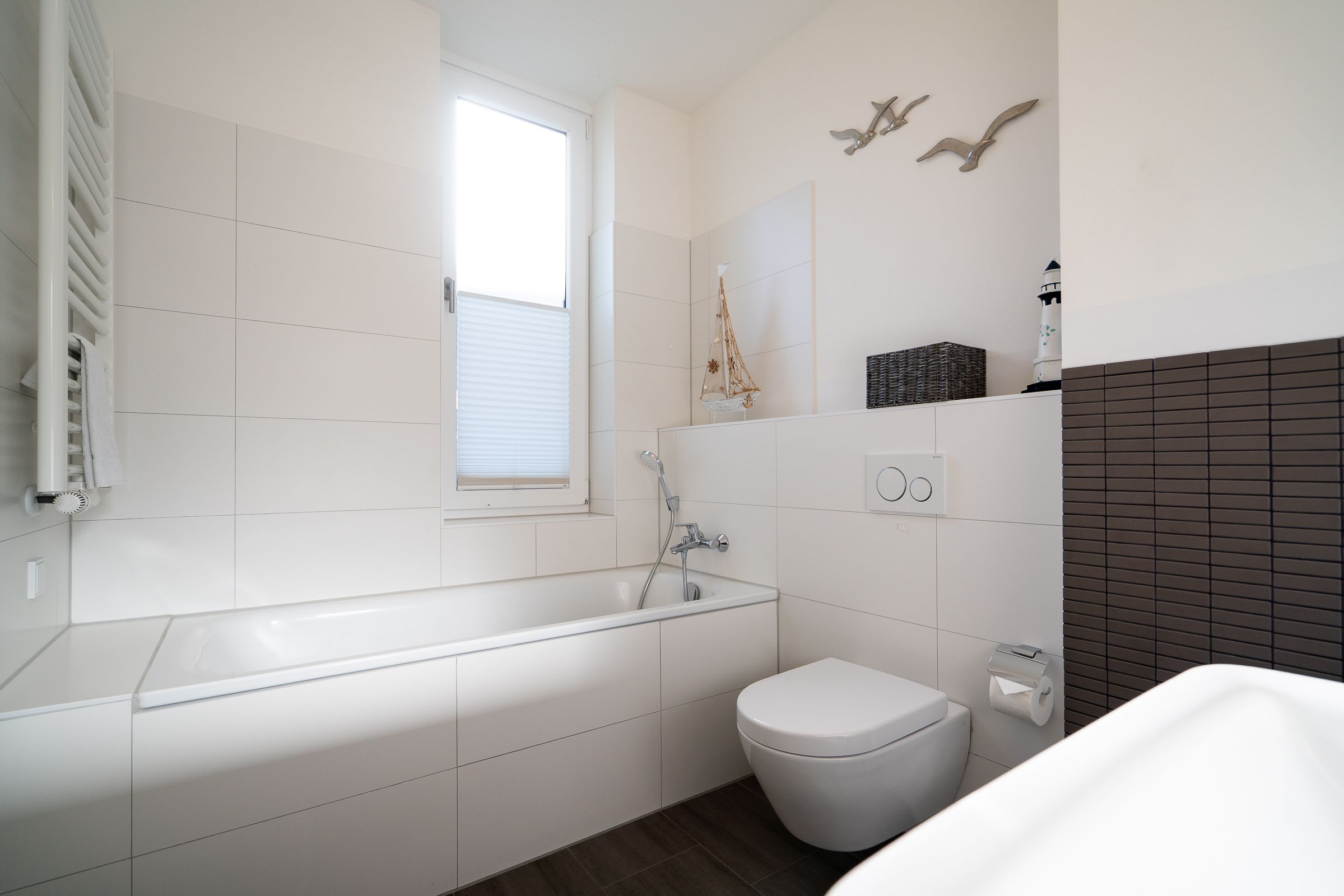 Badezimmer Badewanne Waschbecken
