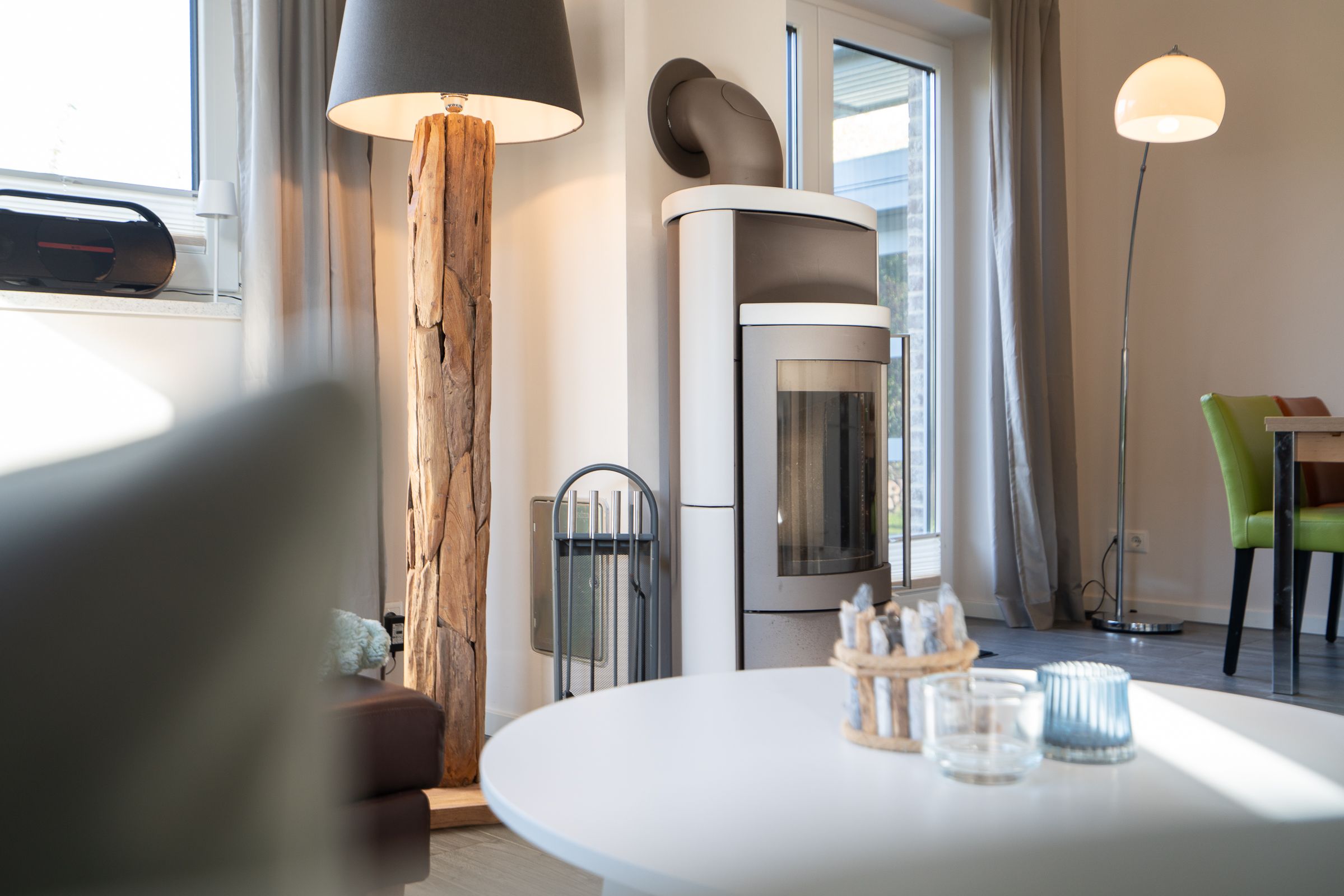 Kamin-/Ofen