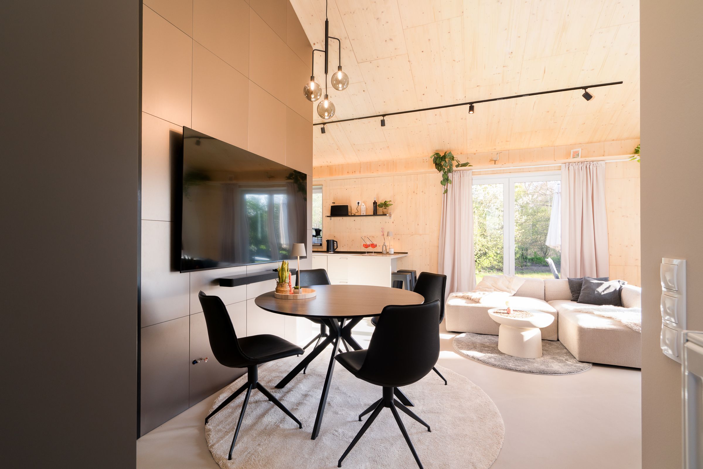 Kamin-/Ofen