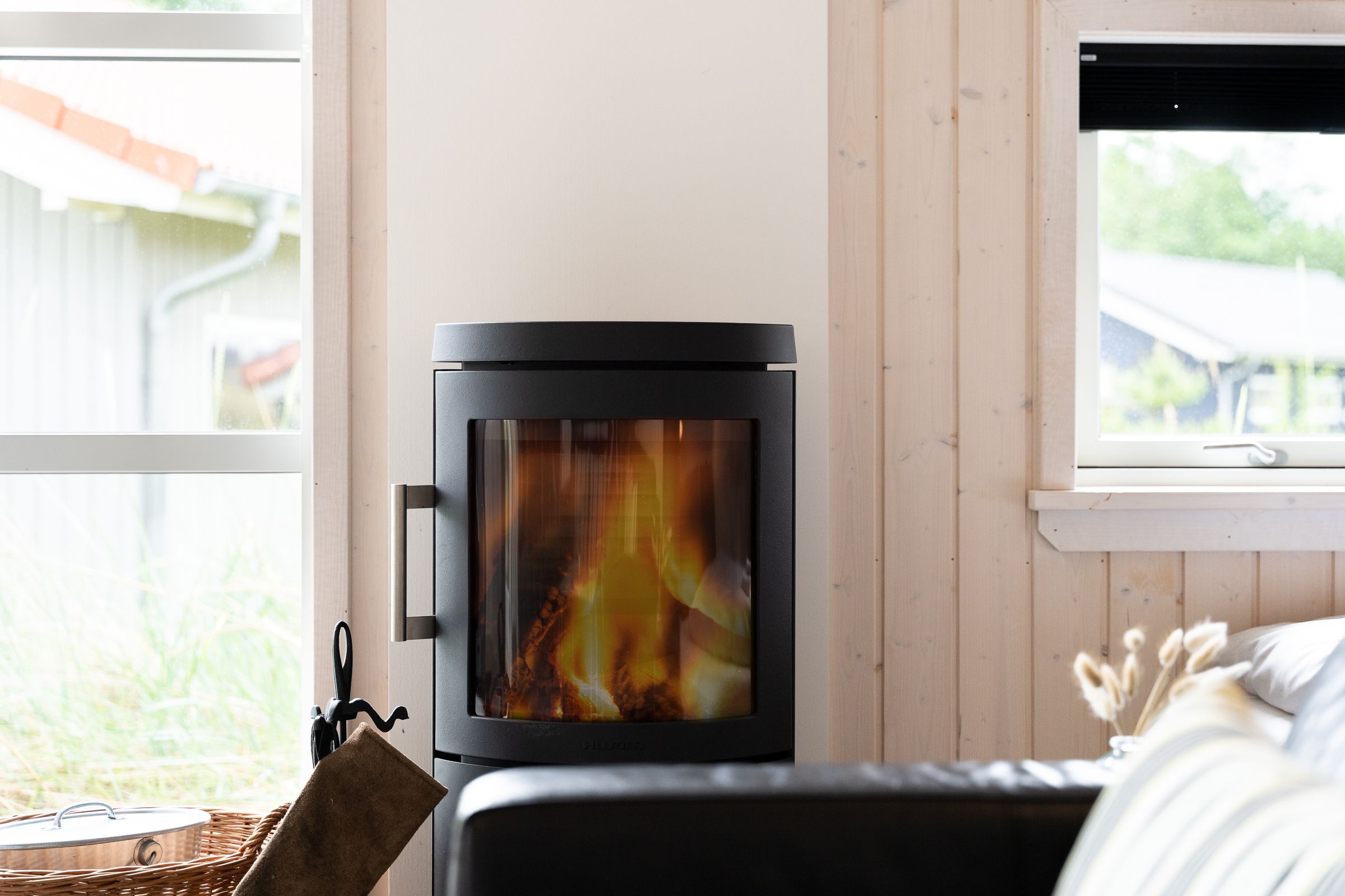 Kamin-/Ofen