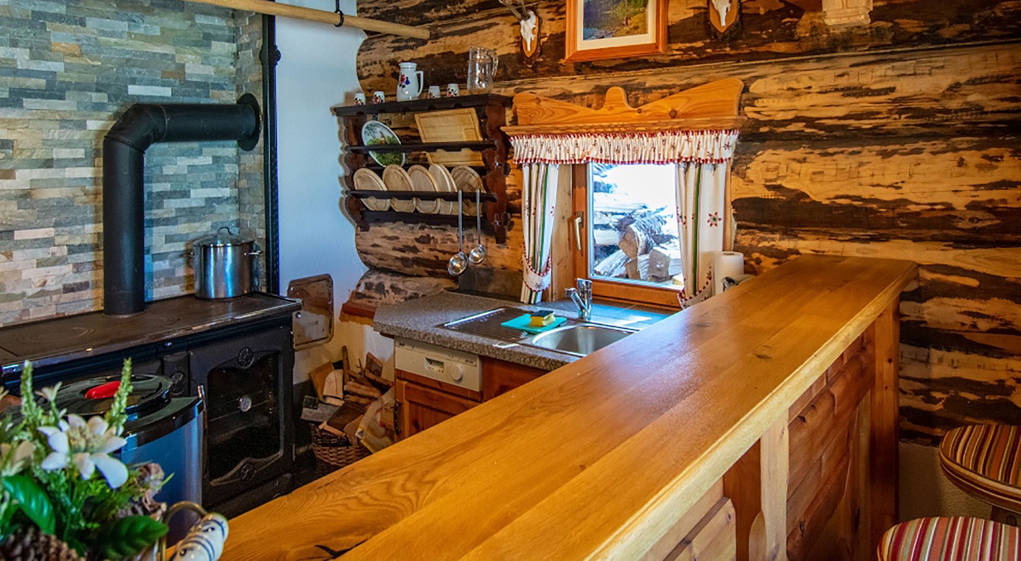  Gasteinerhütte im Zirbenwald | Bad Gastein | Salzburg Hohe Tauern - Küche / Küchenzeile