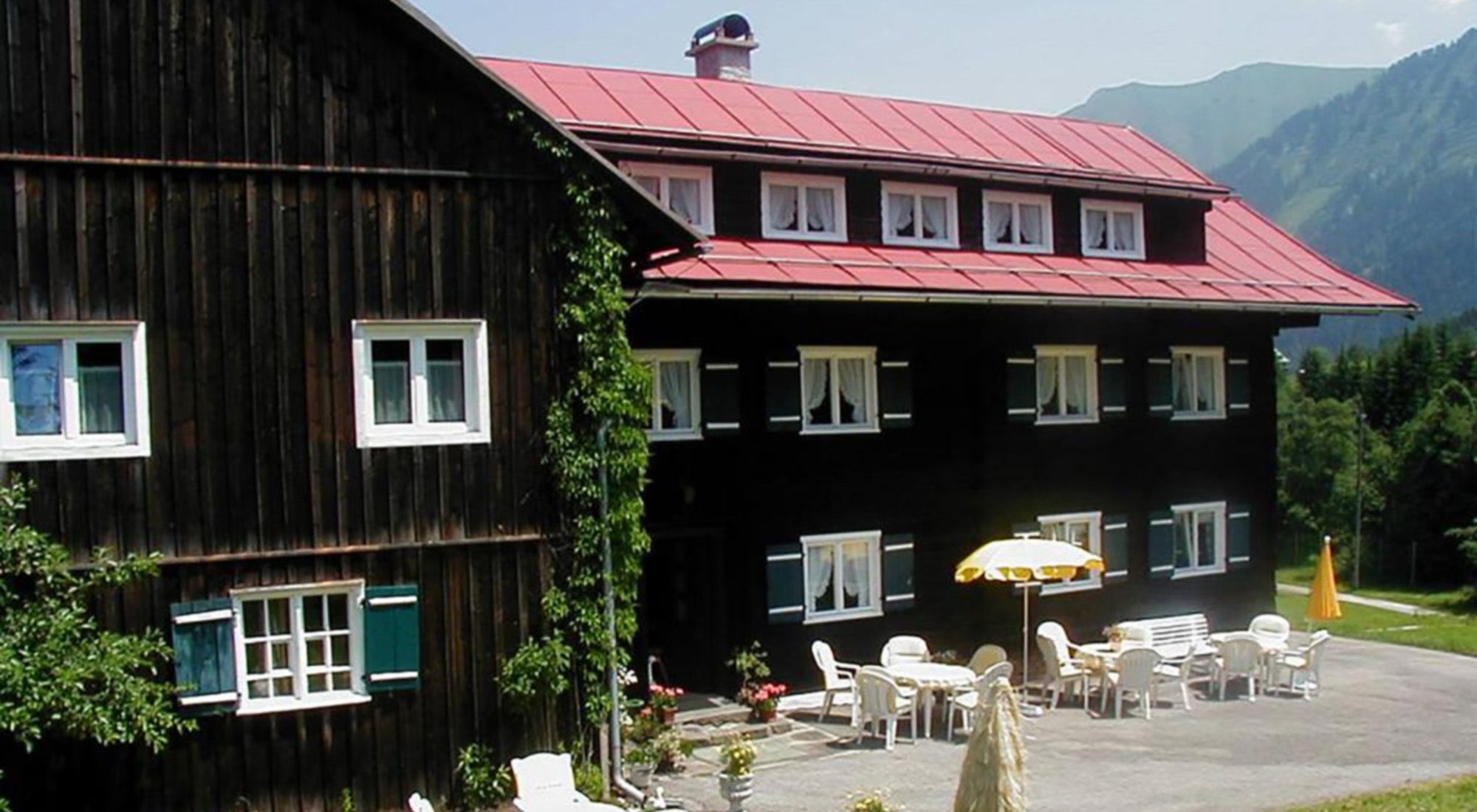  Walliserhus | Kleinwalsertal | Vorarlberg Kleinwalsertal - Hauptansicht