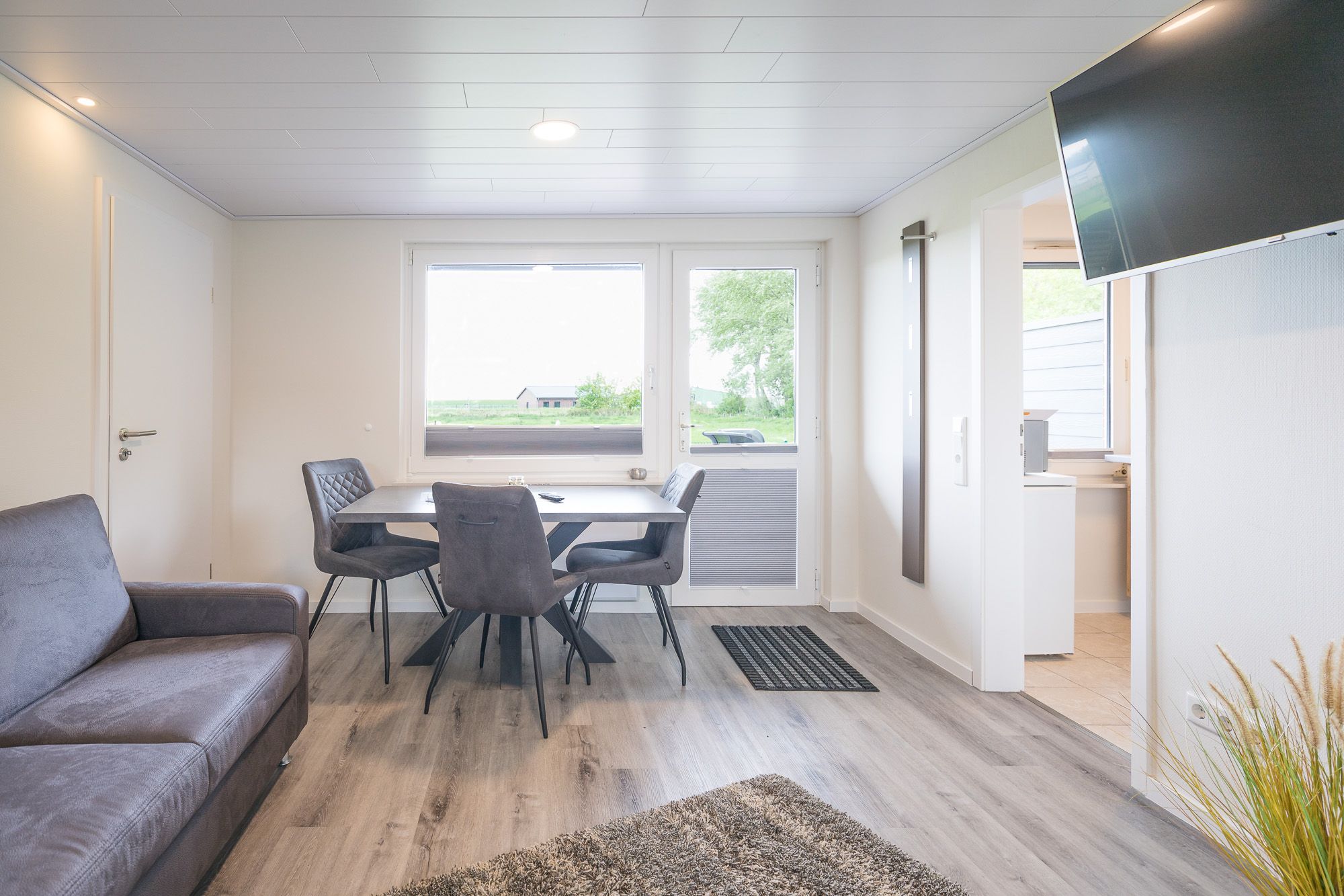 Bungalow Neuwarft, Wohnung 1 5