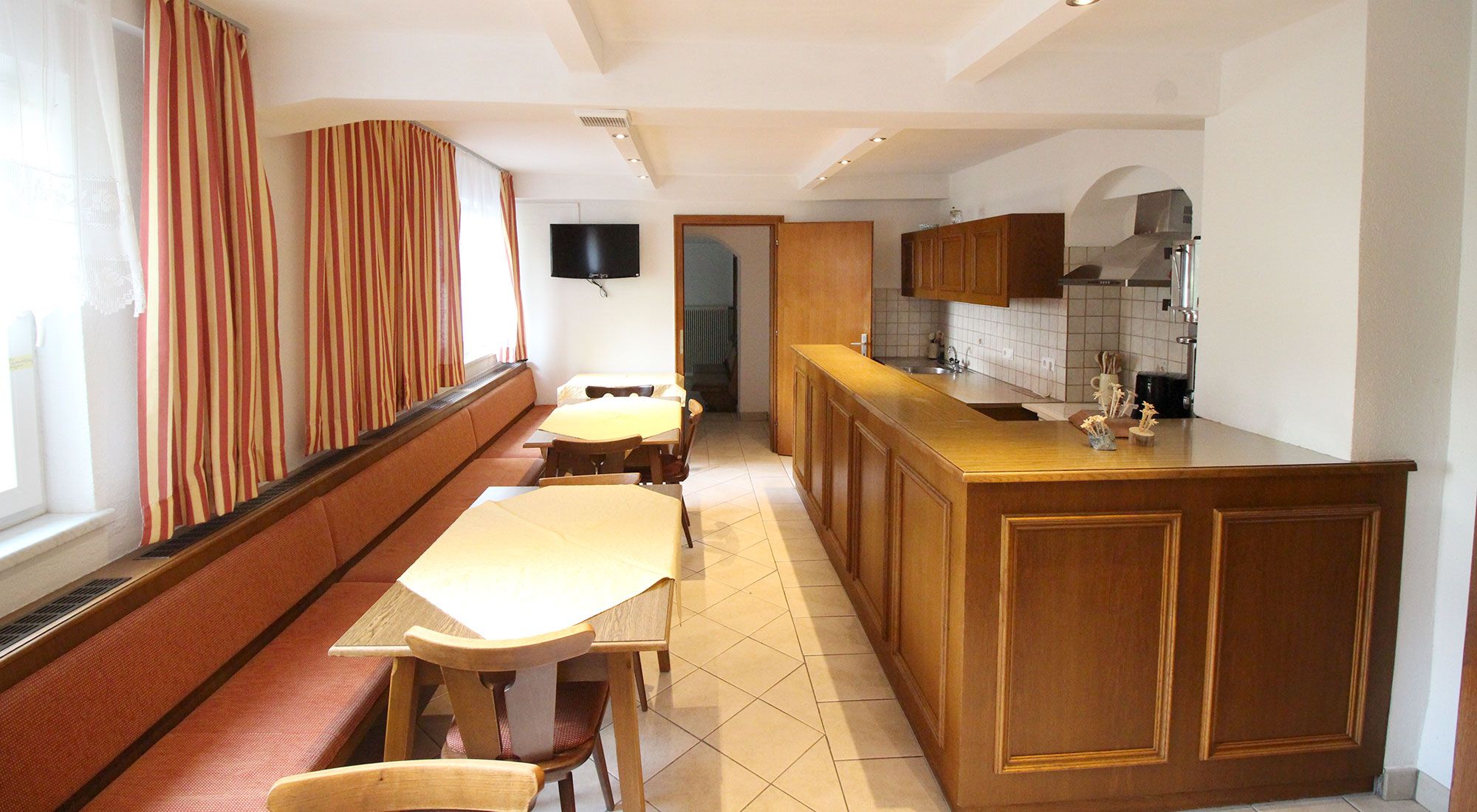  Gruppenhaus Alpenkönig | Nauders | Tirol Nordtirol - Küche / Küchenzeile